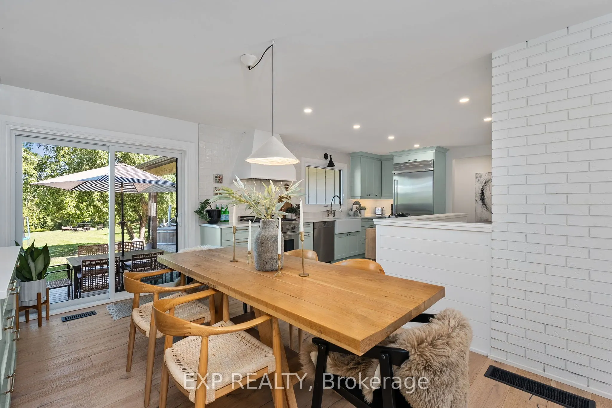 521 Cottage Road