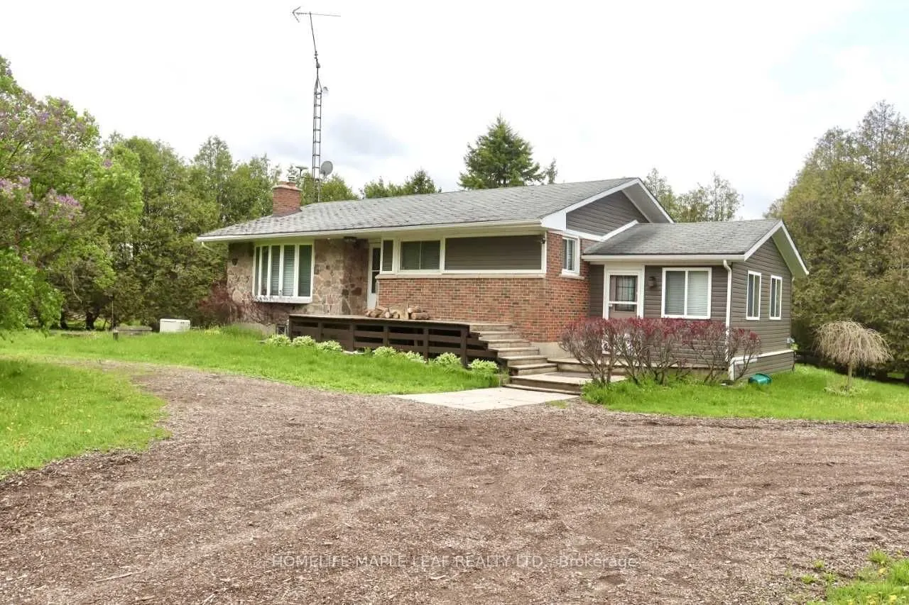 374136 6th Line