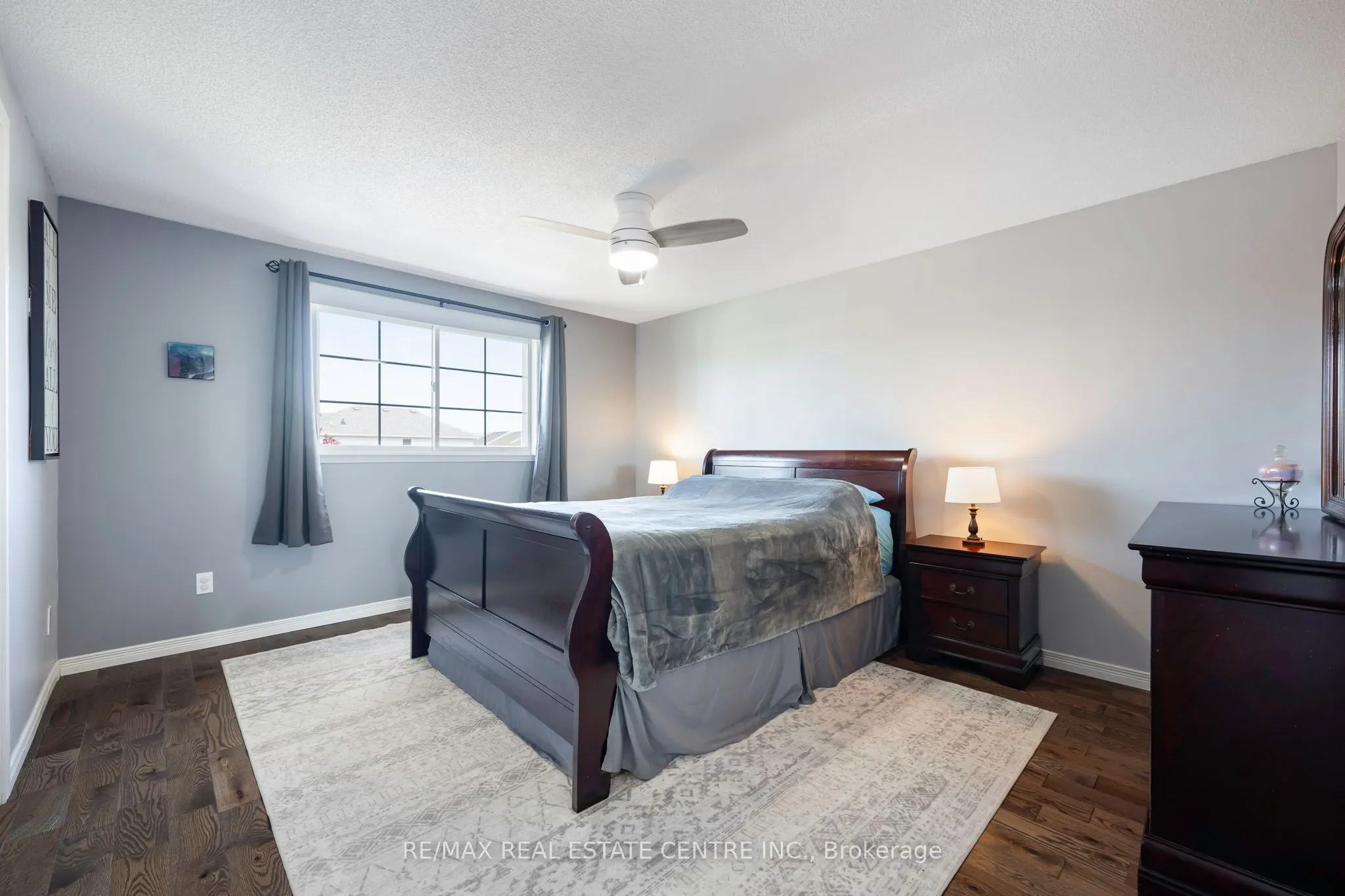 252 Tait Crescent