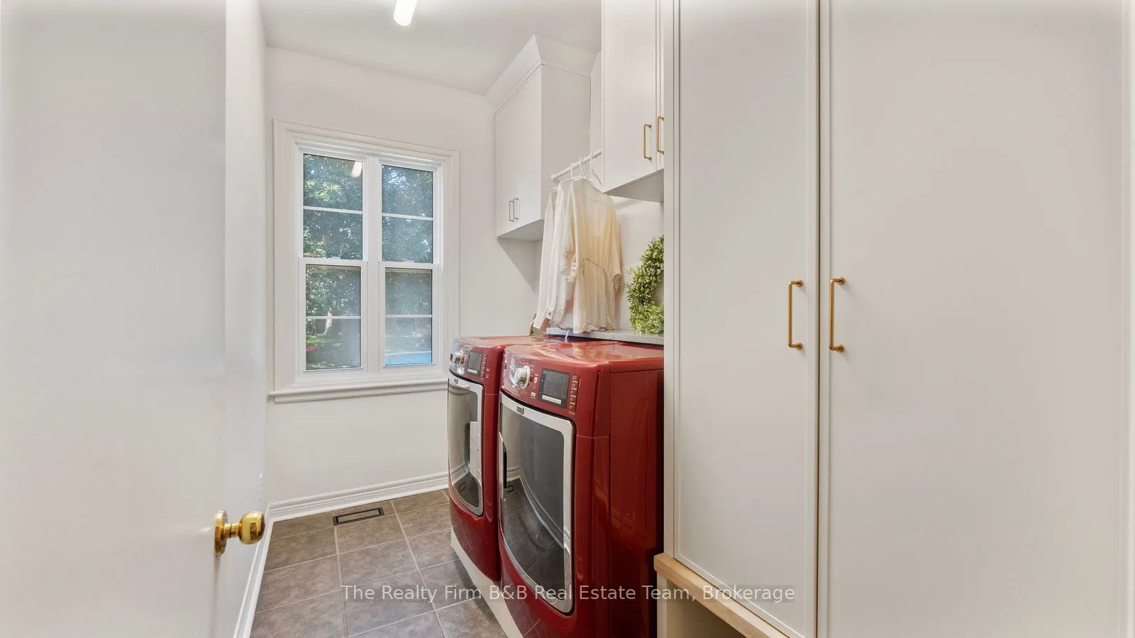 459 Devonshire Avenue
