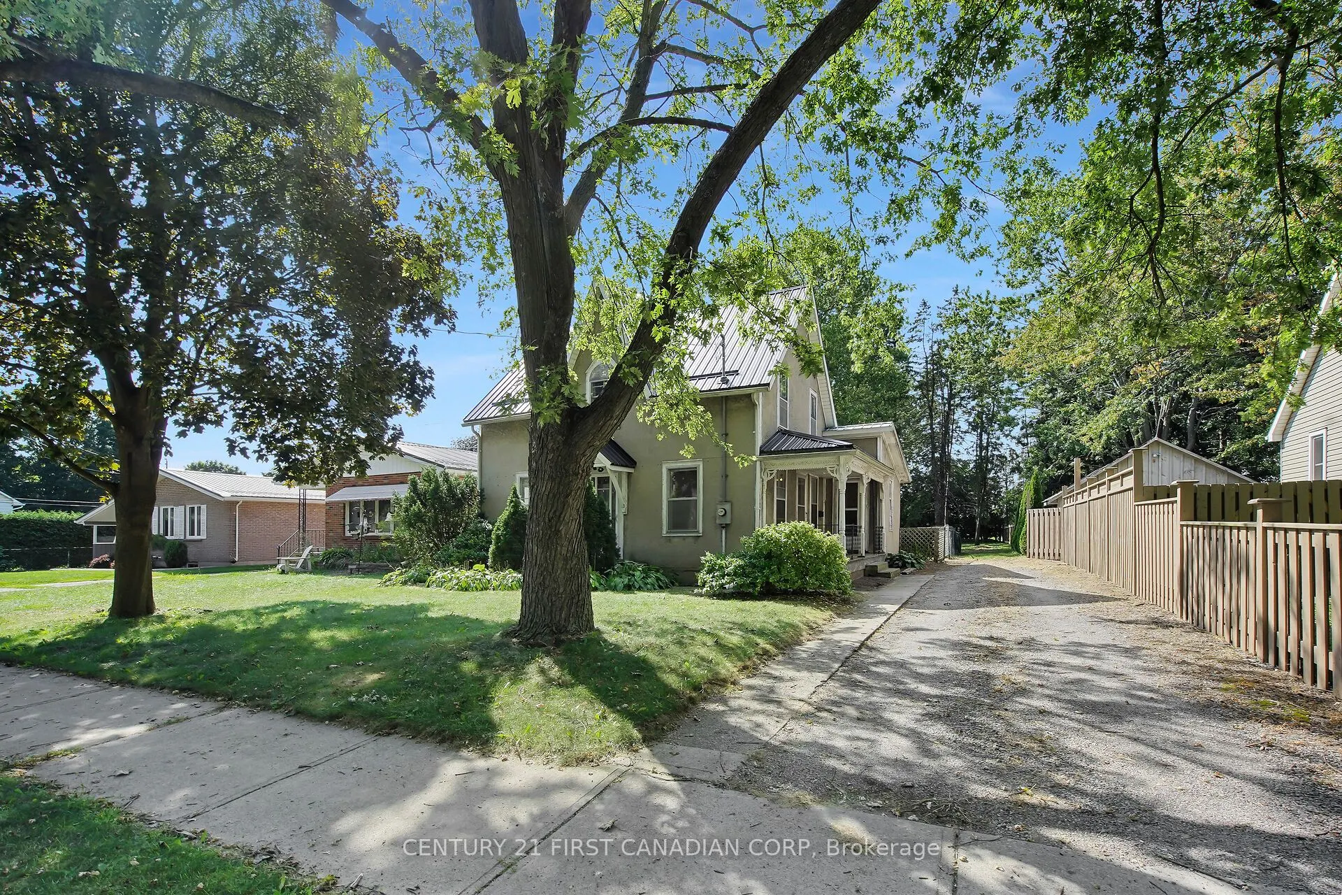 104 St Andrew Street
