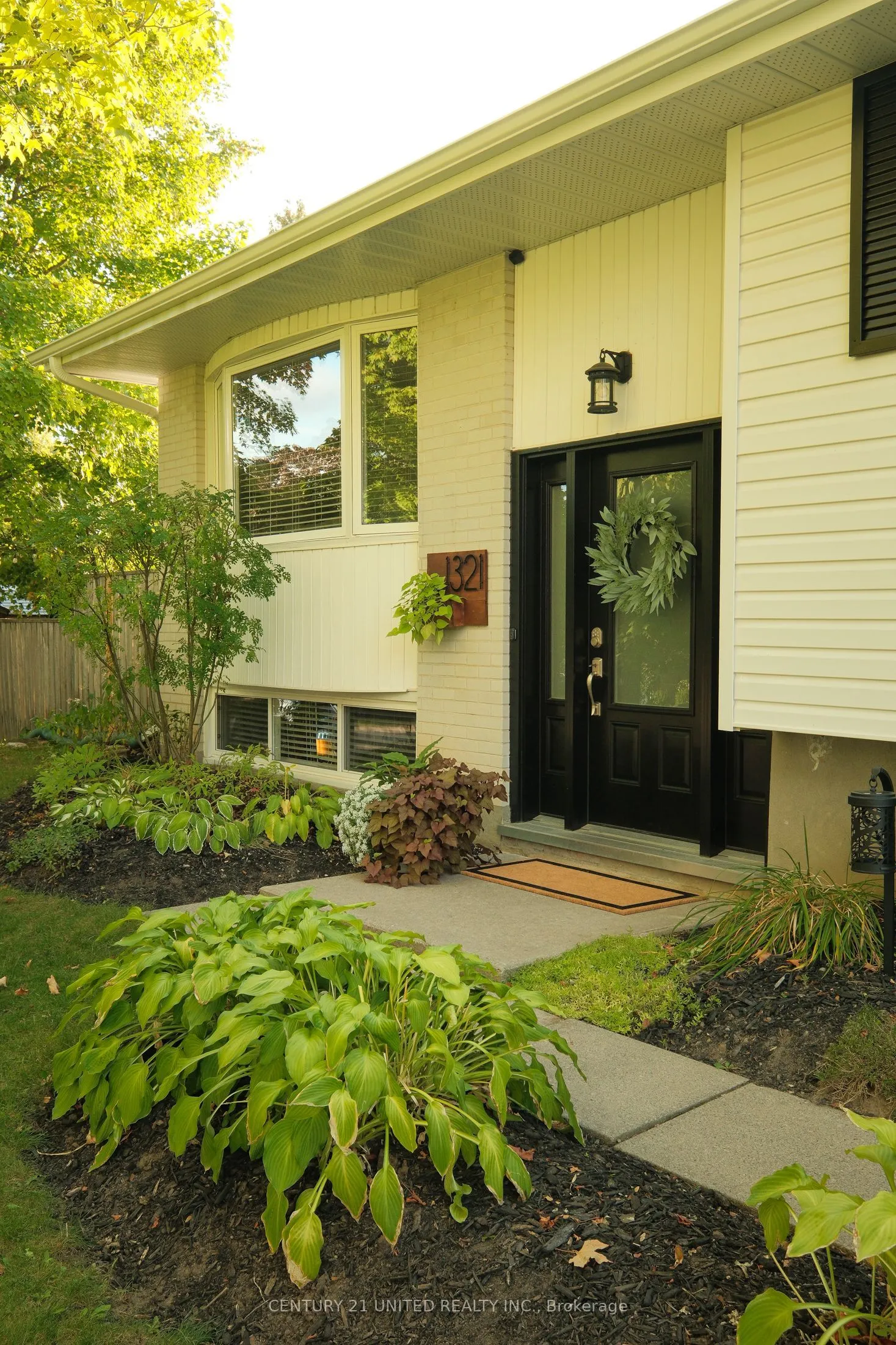 1321 Keewatin Boulevard