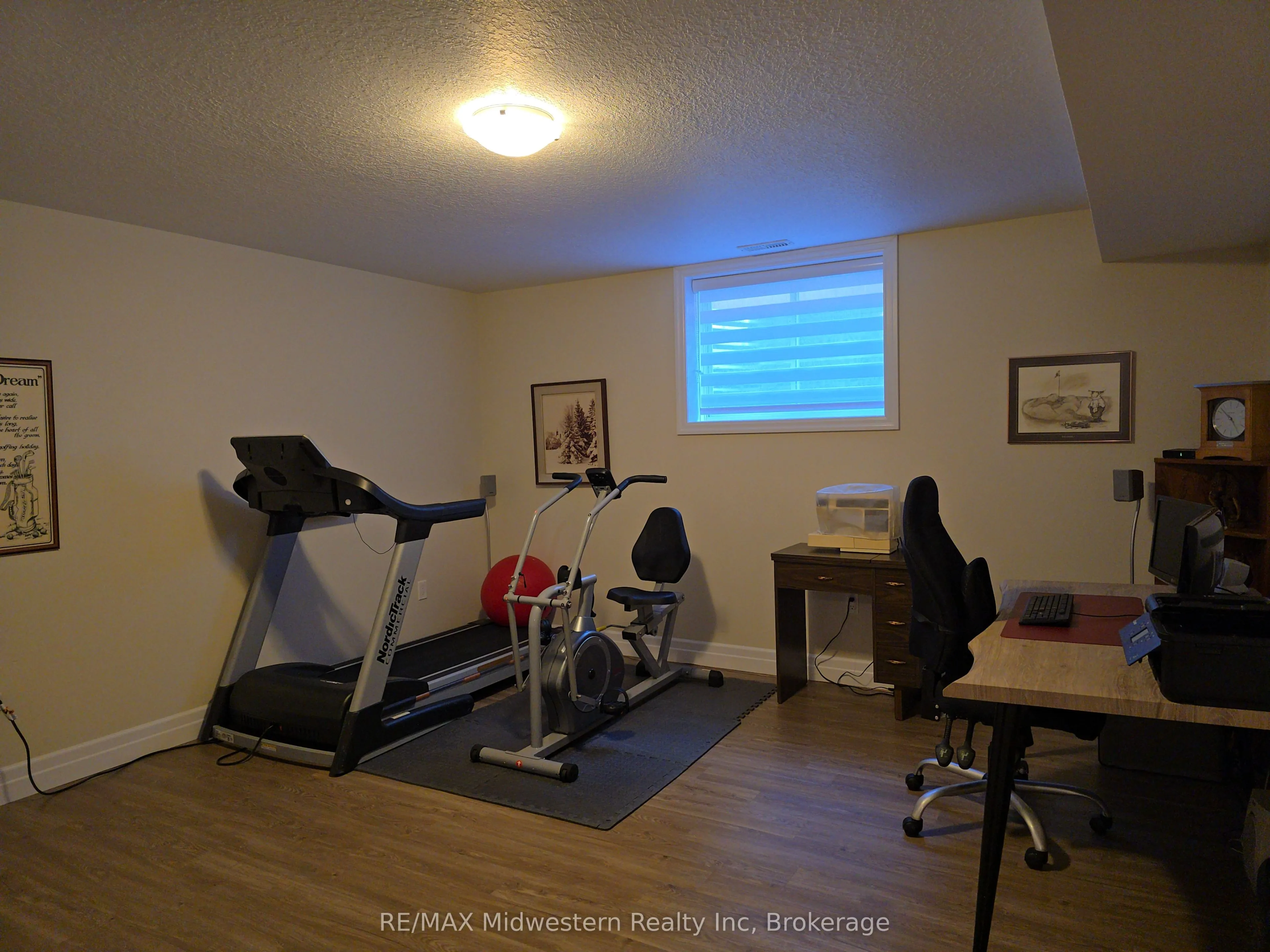 1095 Kincaid Street W