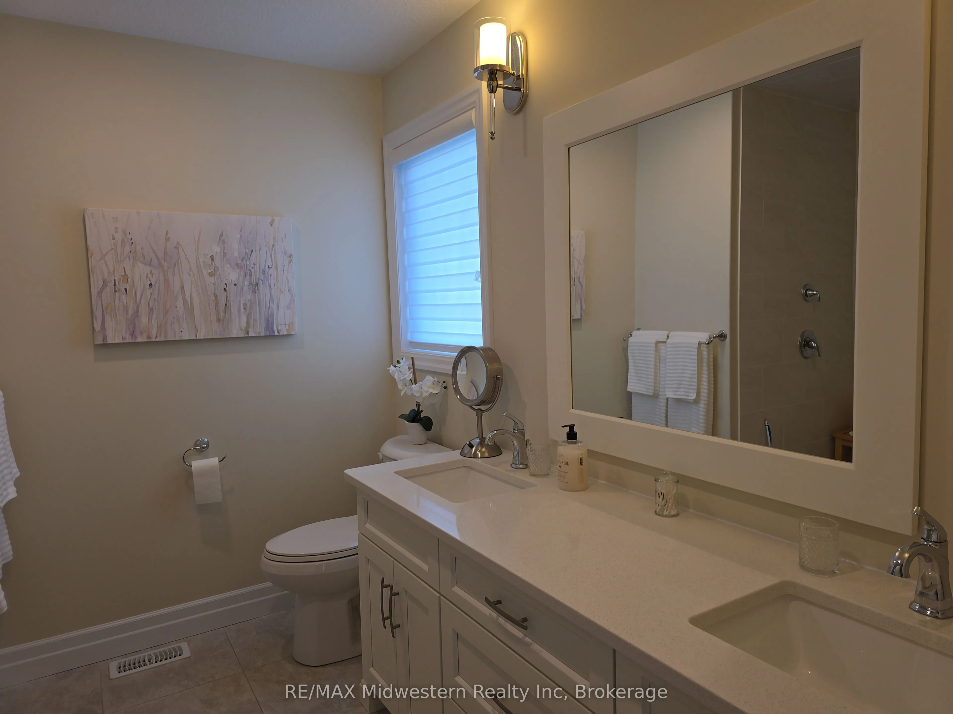 1095 Kincaid Street W