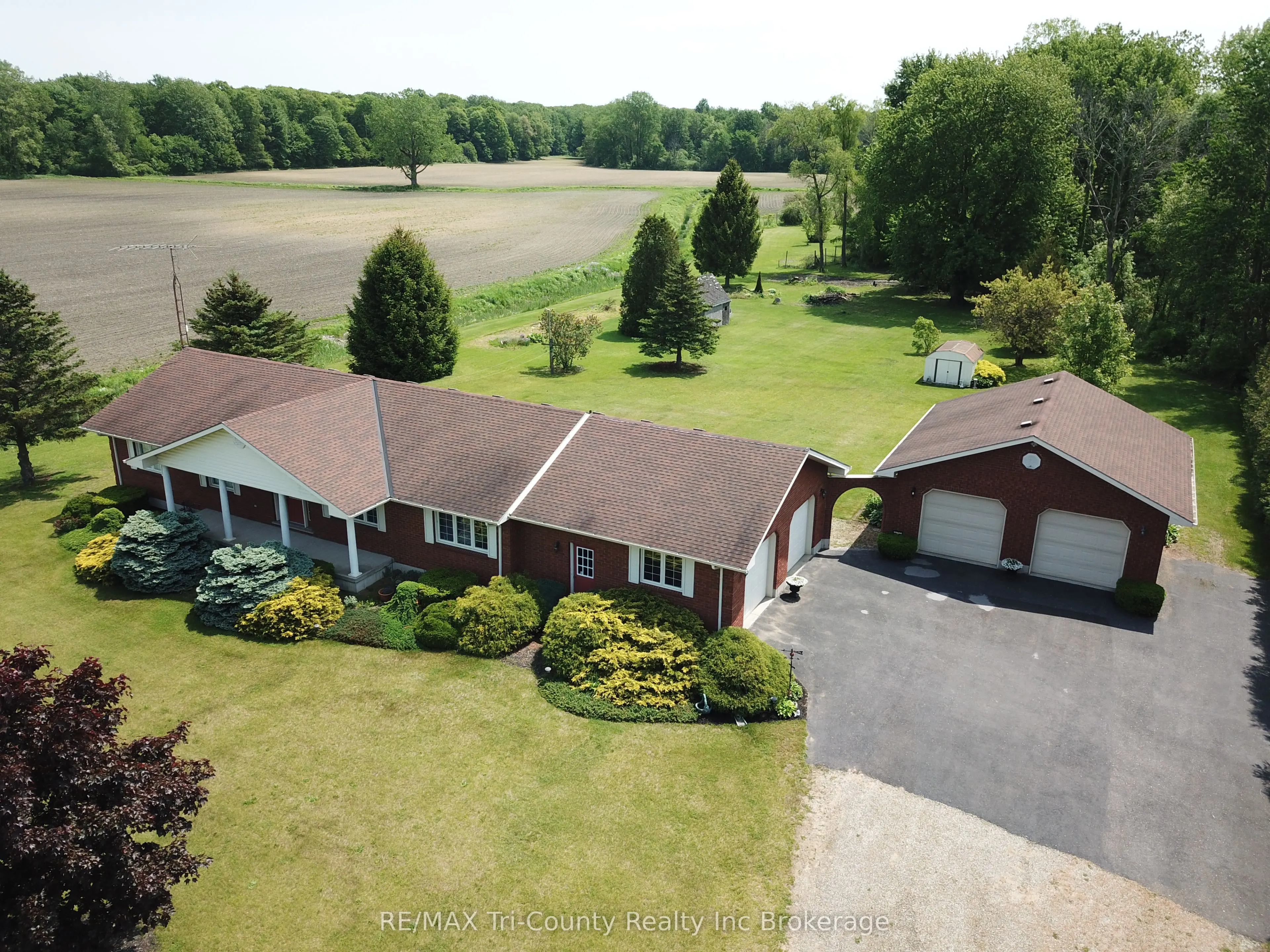 916 Norfolk County Rd 28