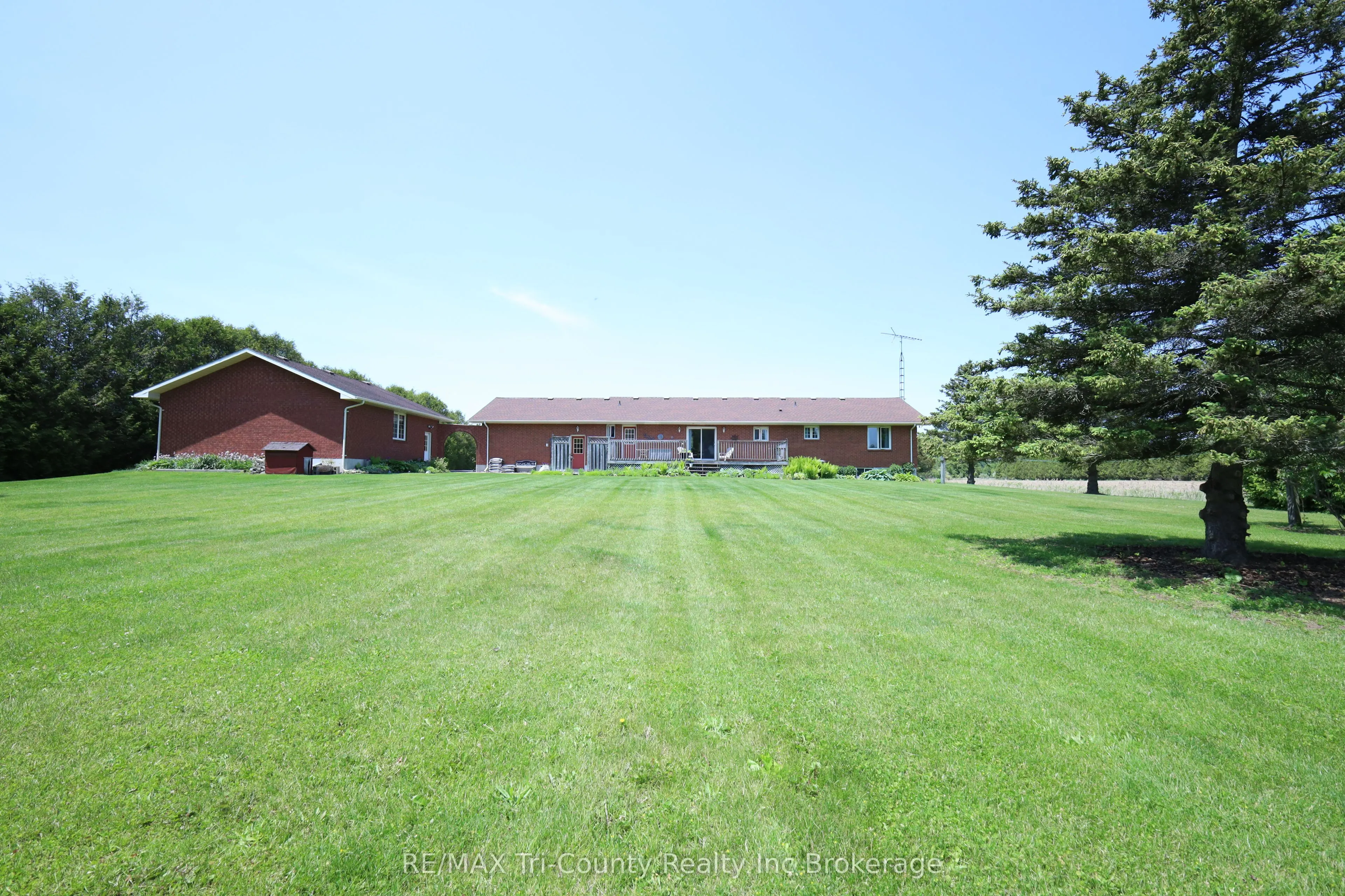 916 Norfolk County Rd 28