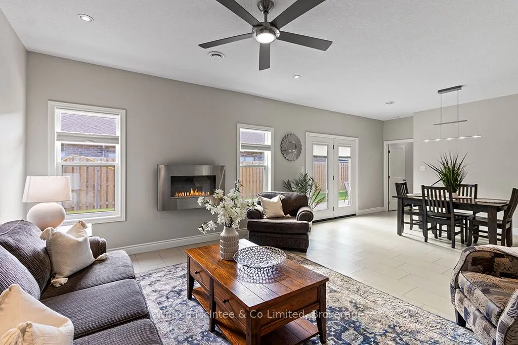 246 Grey Street S, #32