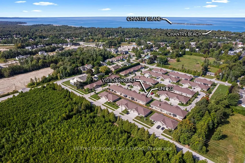 246 Grey Street S, #32