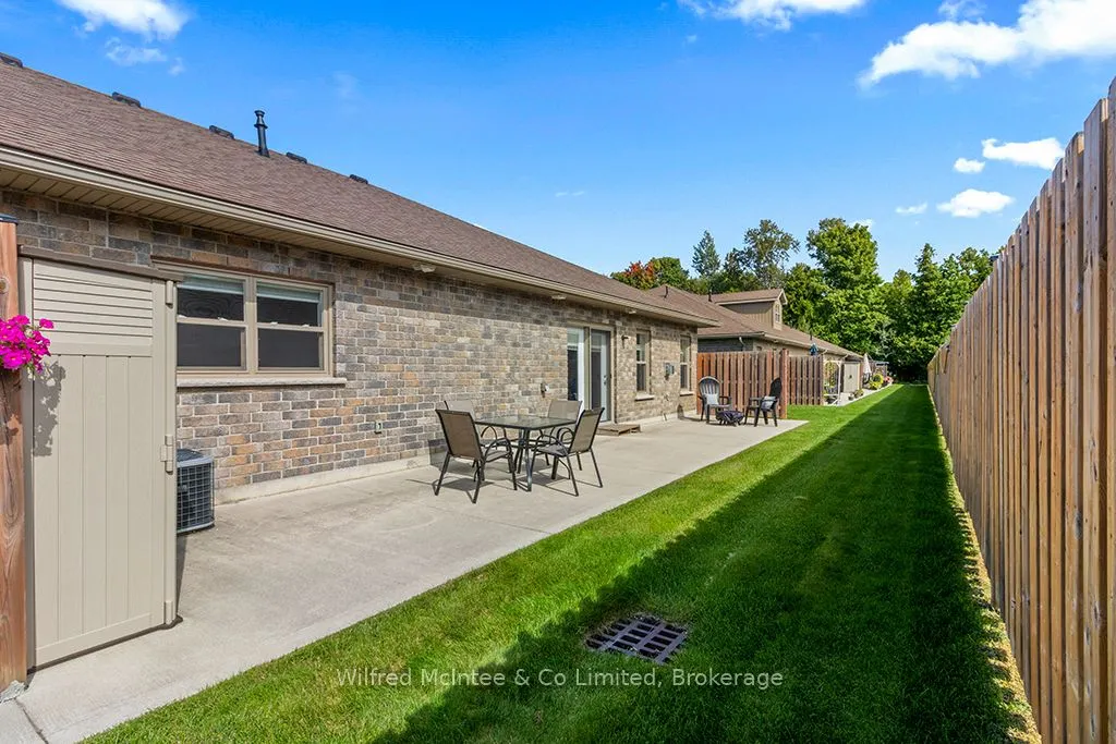 246 Grey Street S, #32