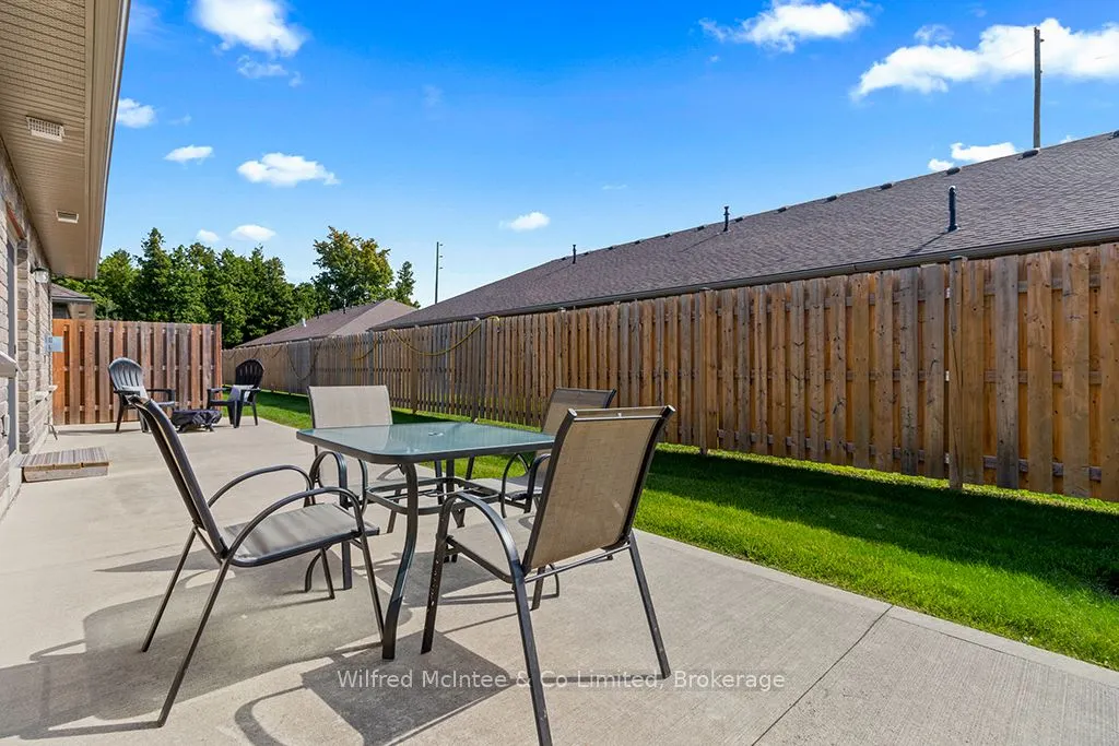 246 Grey Street S, #32