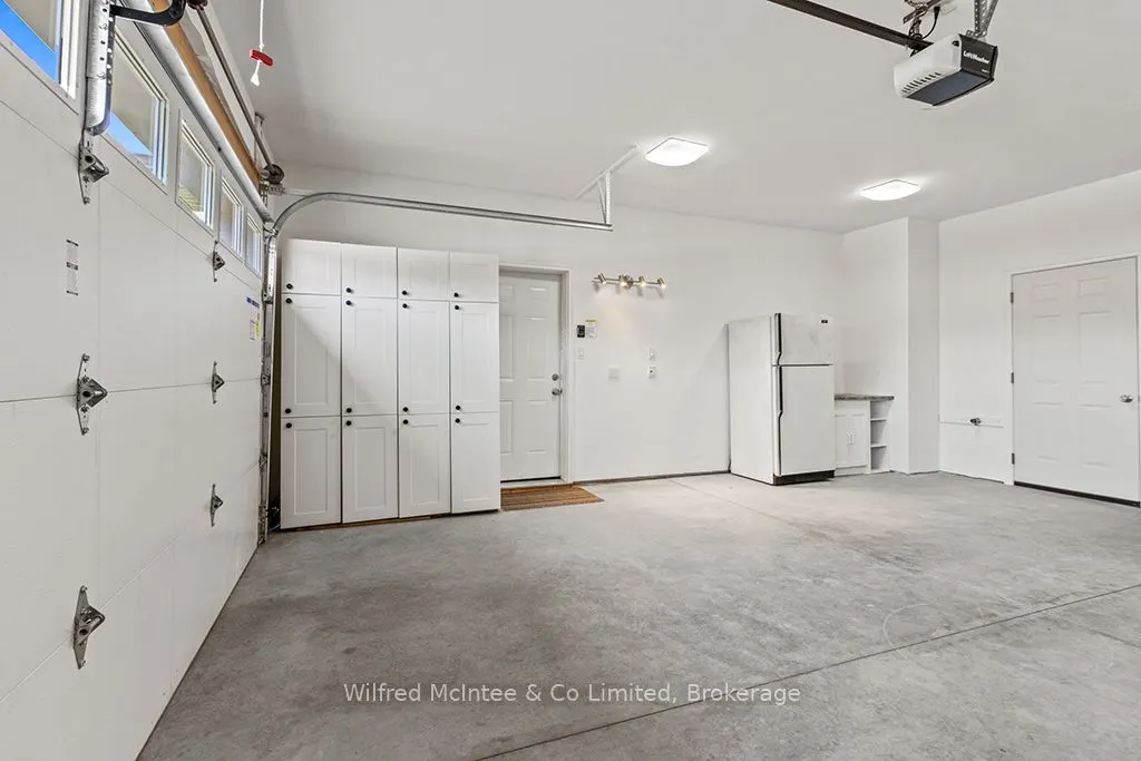 246 Grey Street S, #32