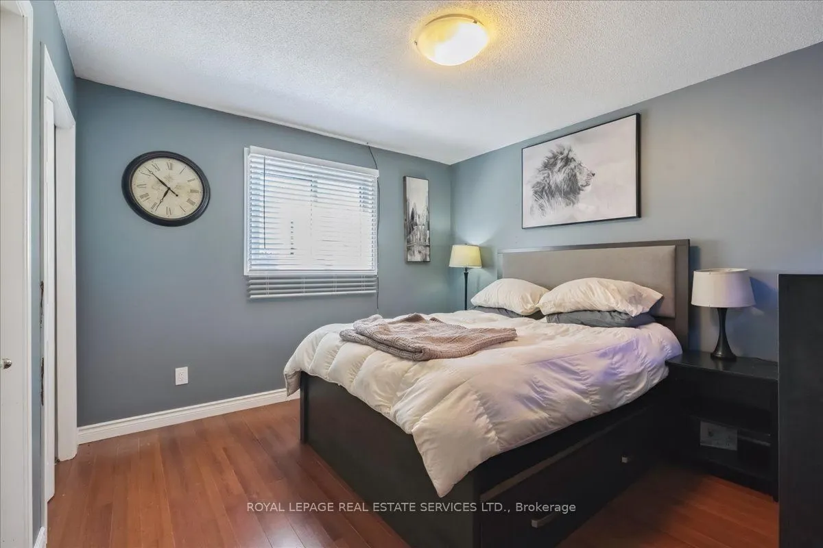 6 Grandview Avenue