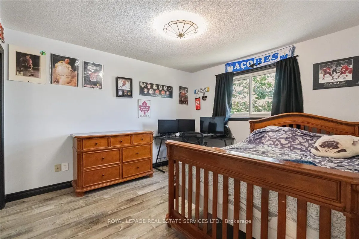 6 Grandview Avenue
