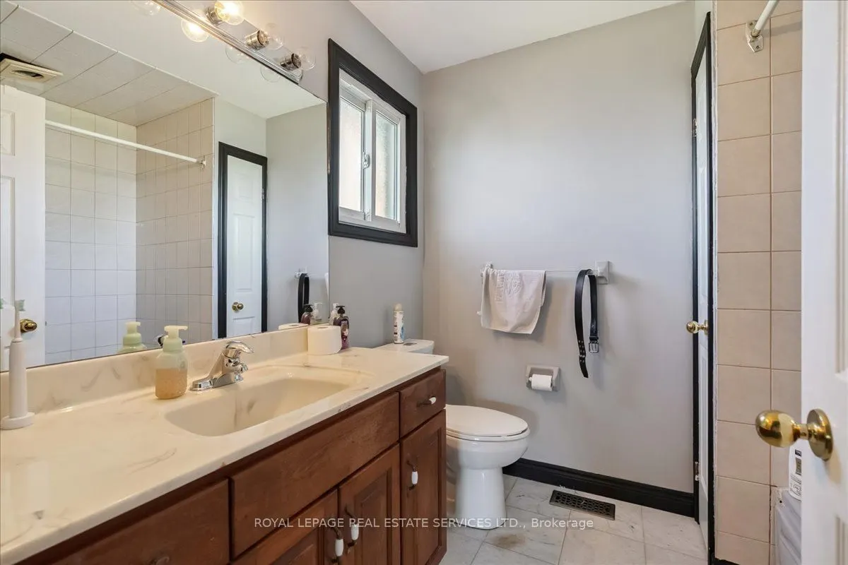 6 Grandview Avenue