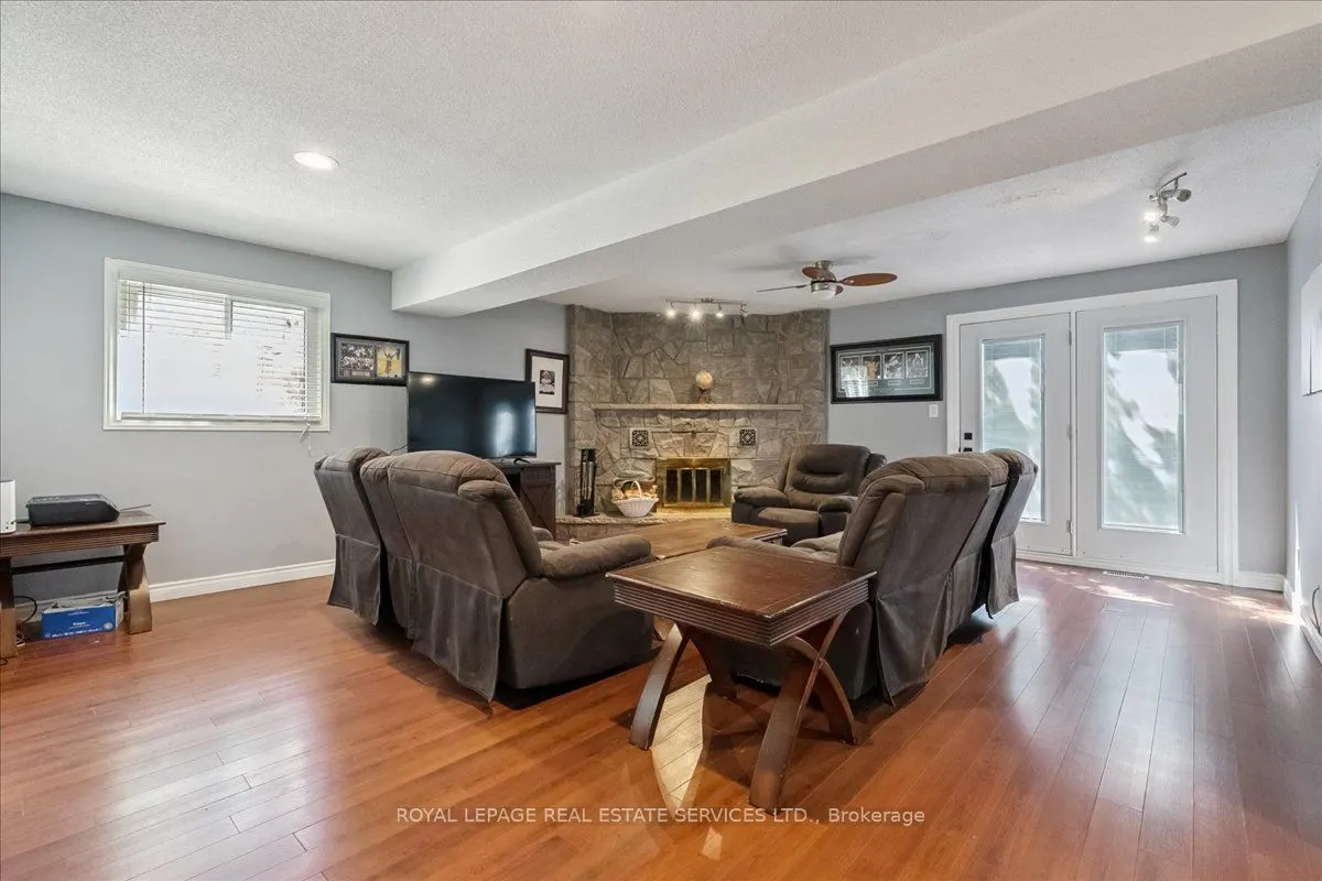 6 Grandview Avenue