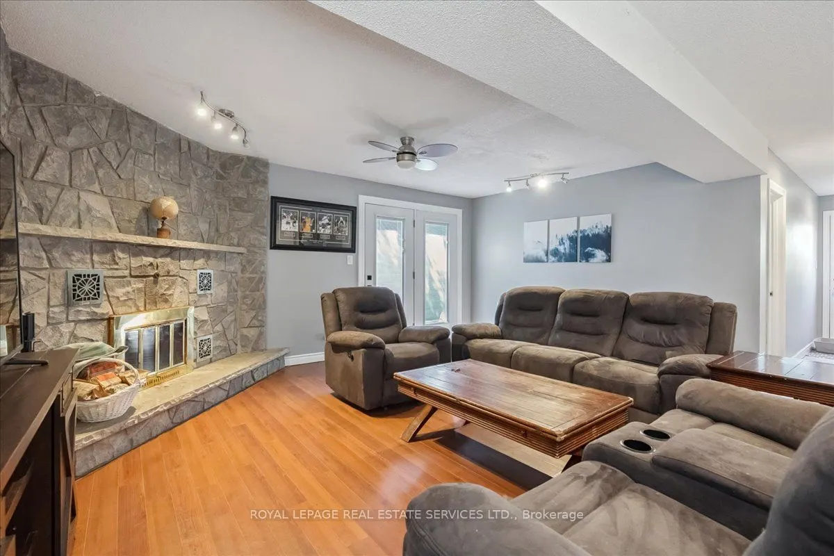 6 Grandview Avenue