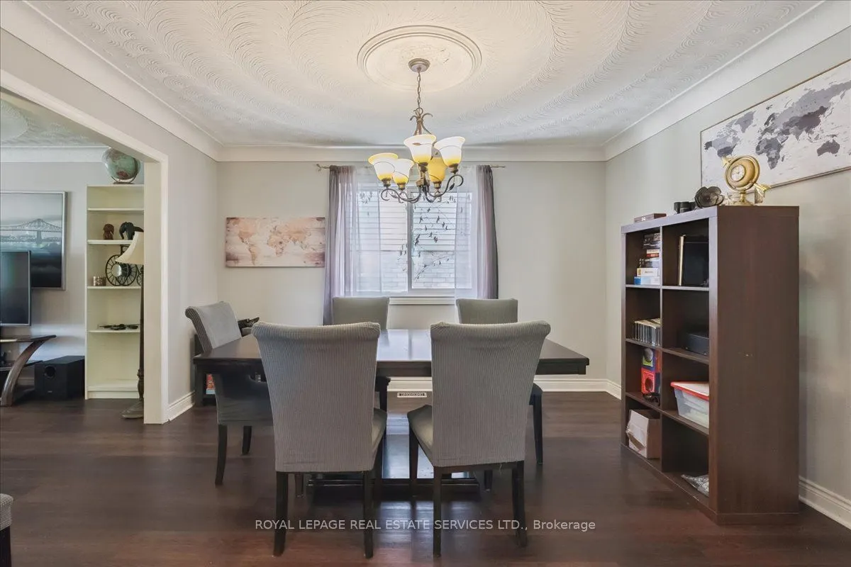 6 Grandview Avenue