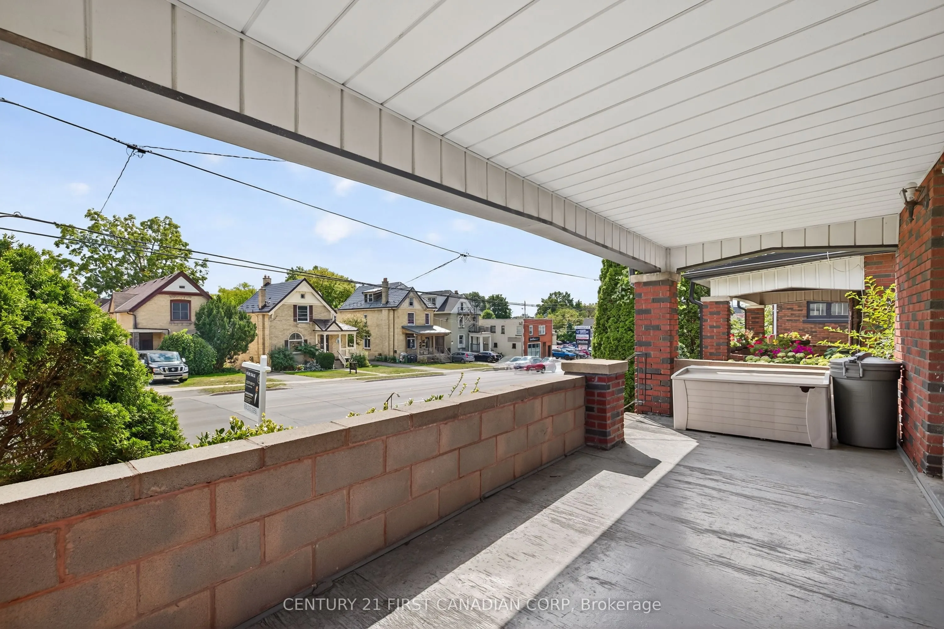 1230 Dundas Street