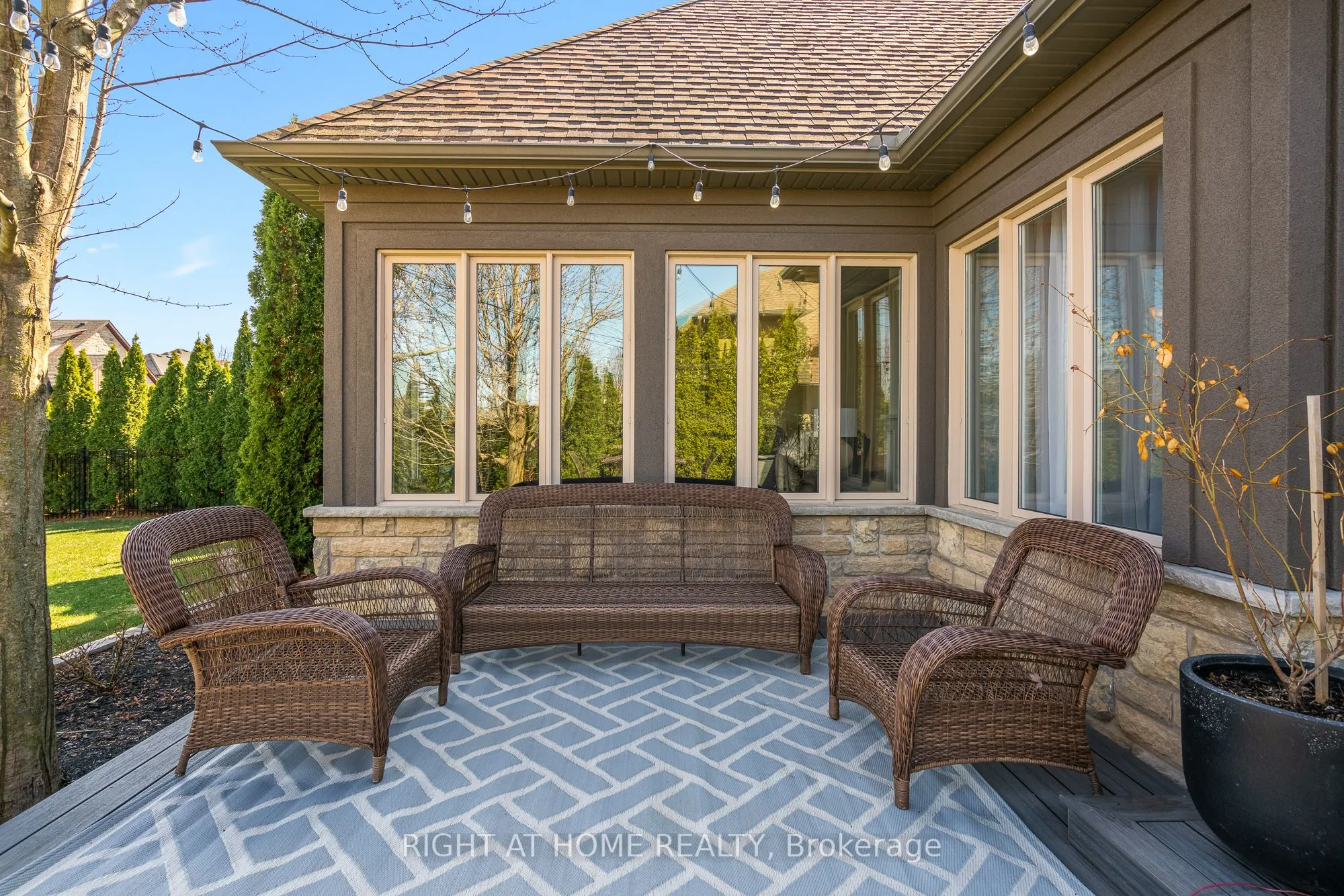 7 Sandalwood Crescent