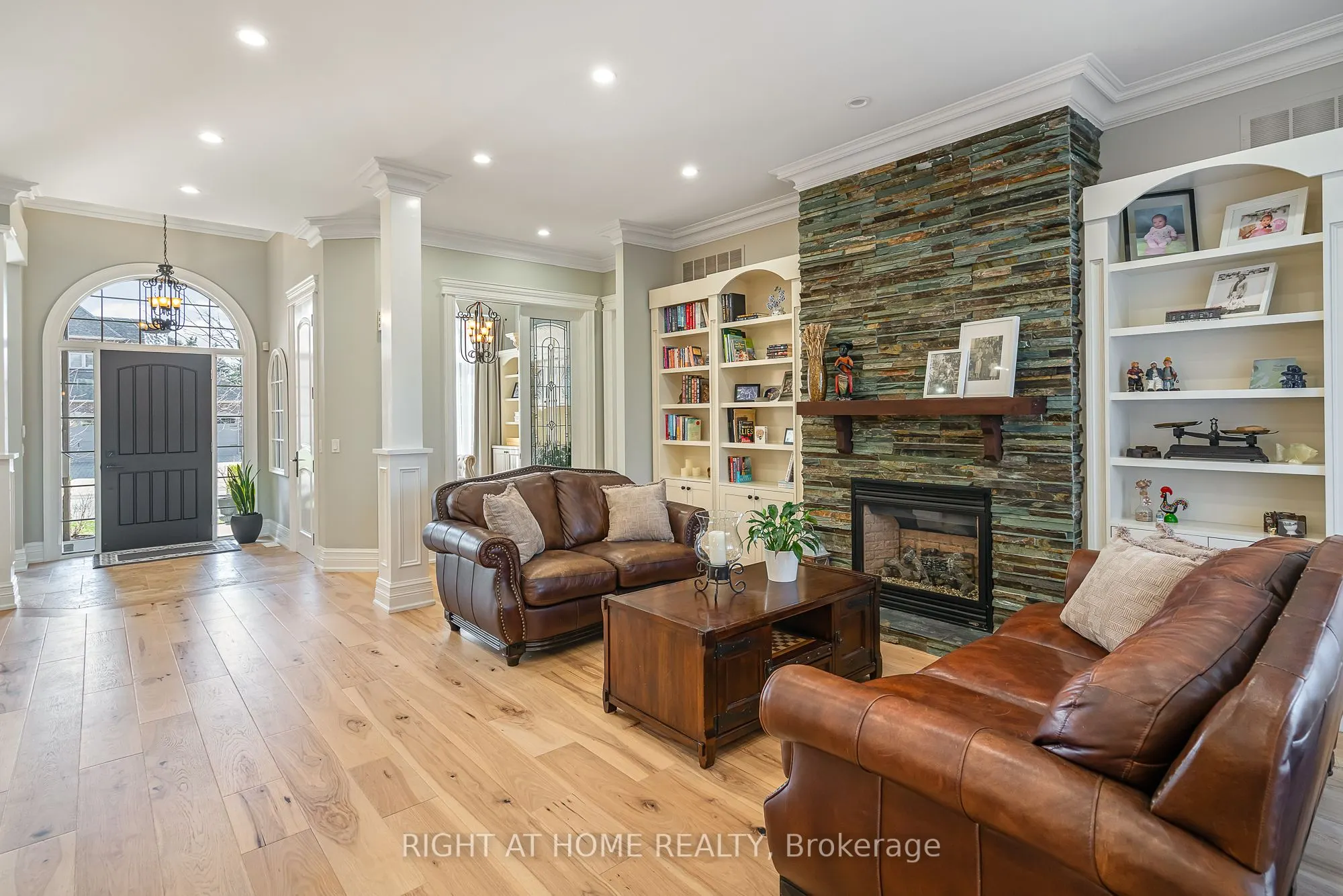 7 Sandalwood Crescent