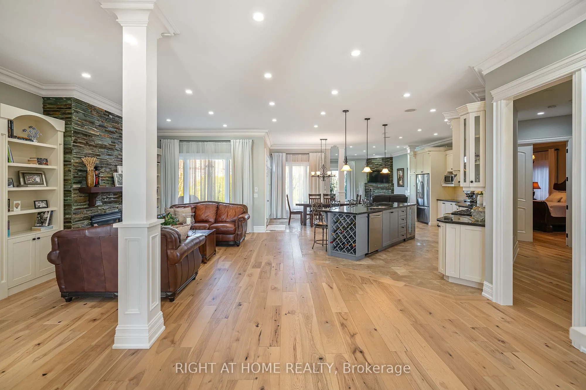 7 Sandalwood Crescent