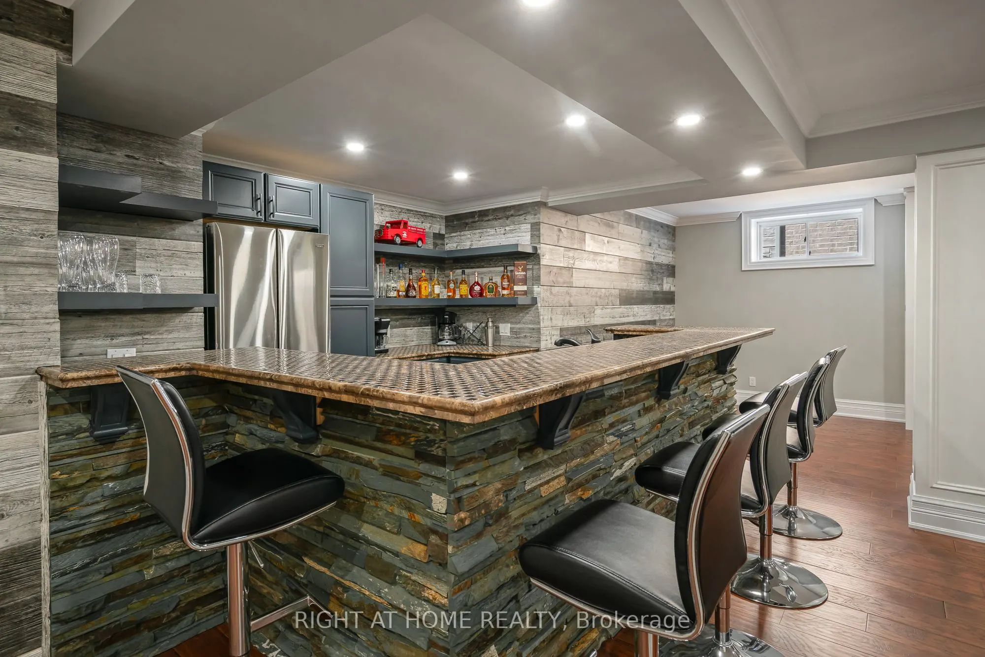 7 Sandalwood Crescent