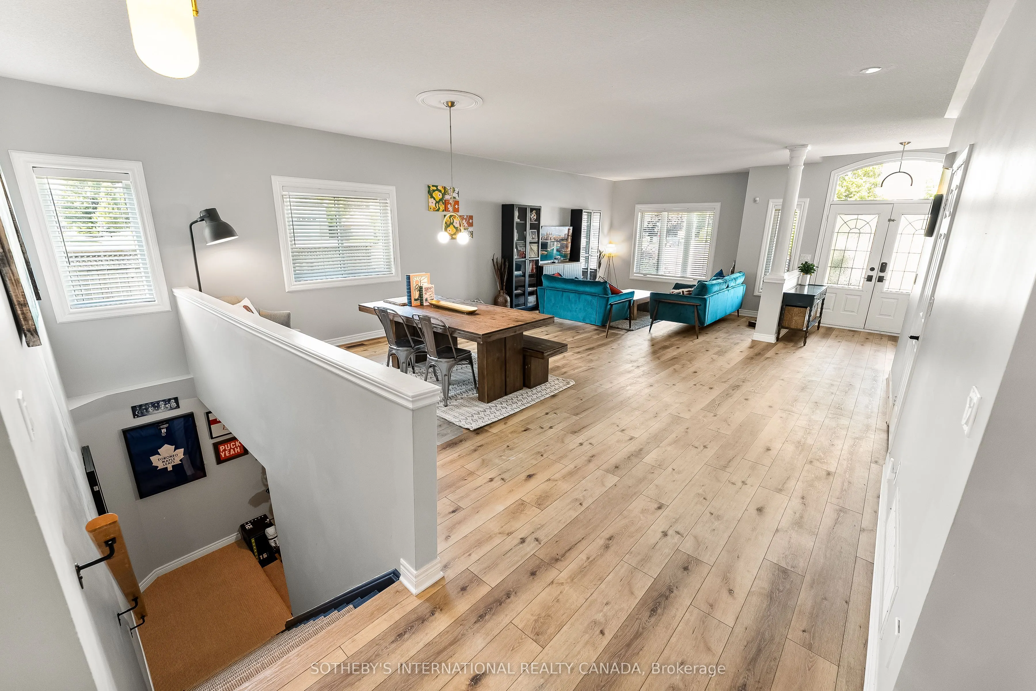 2 Rapley Boulevard
