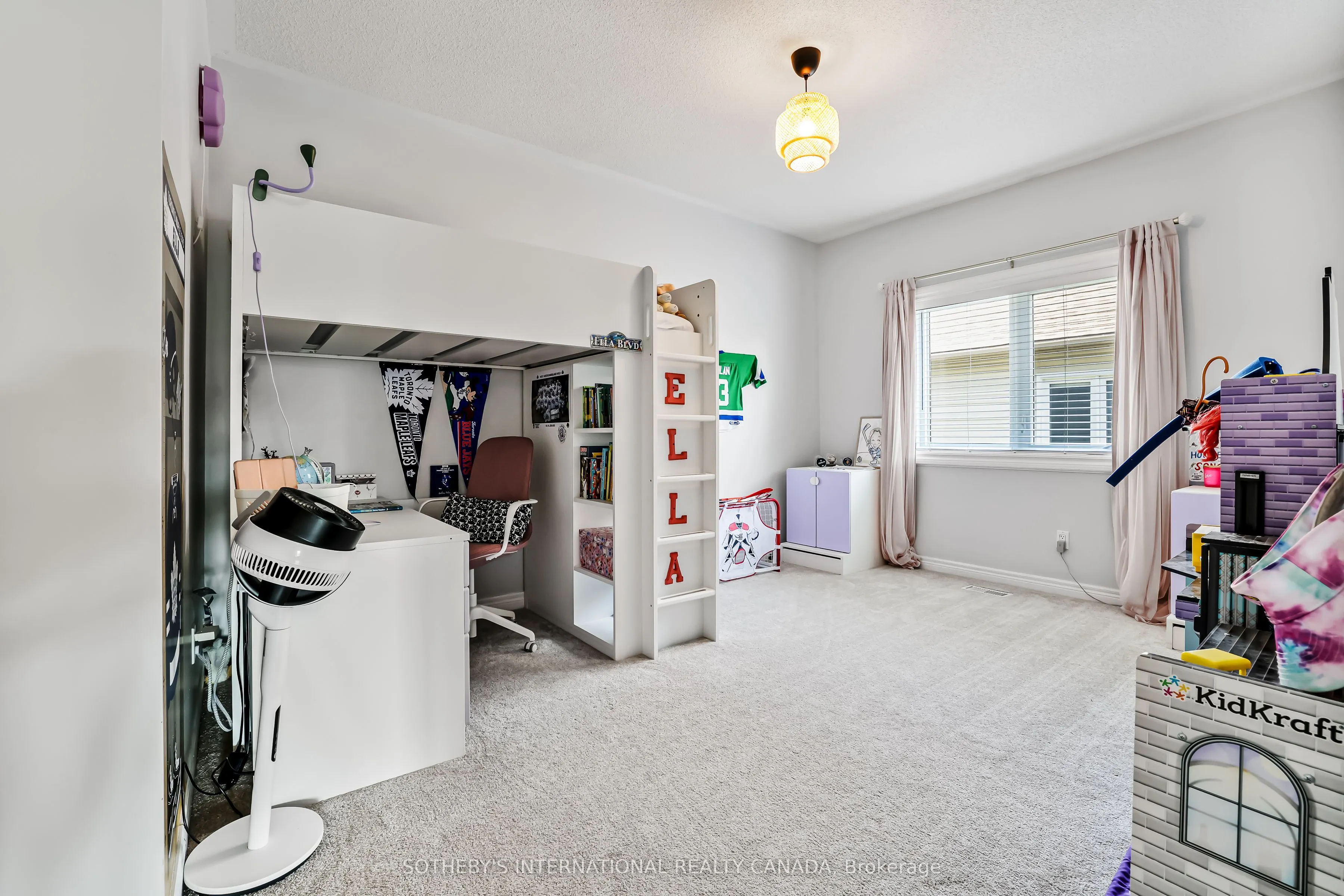2 Rapley Boulevard
