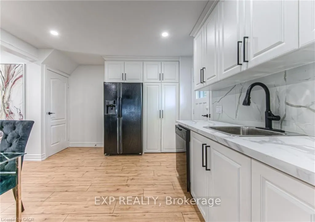 100 Lillian Drive, #B