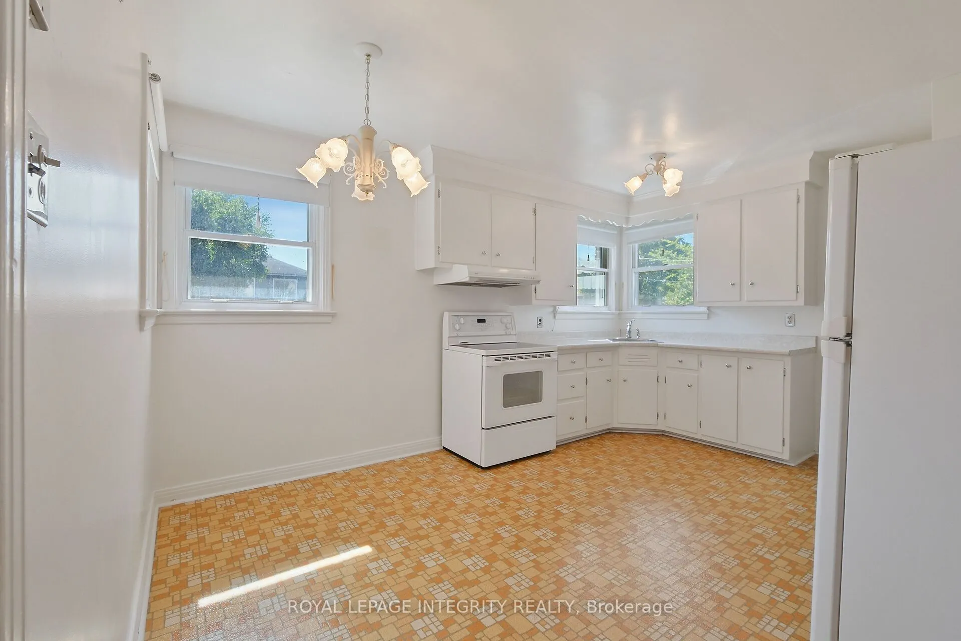 81 Drouin Avenue