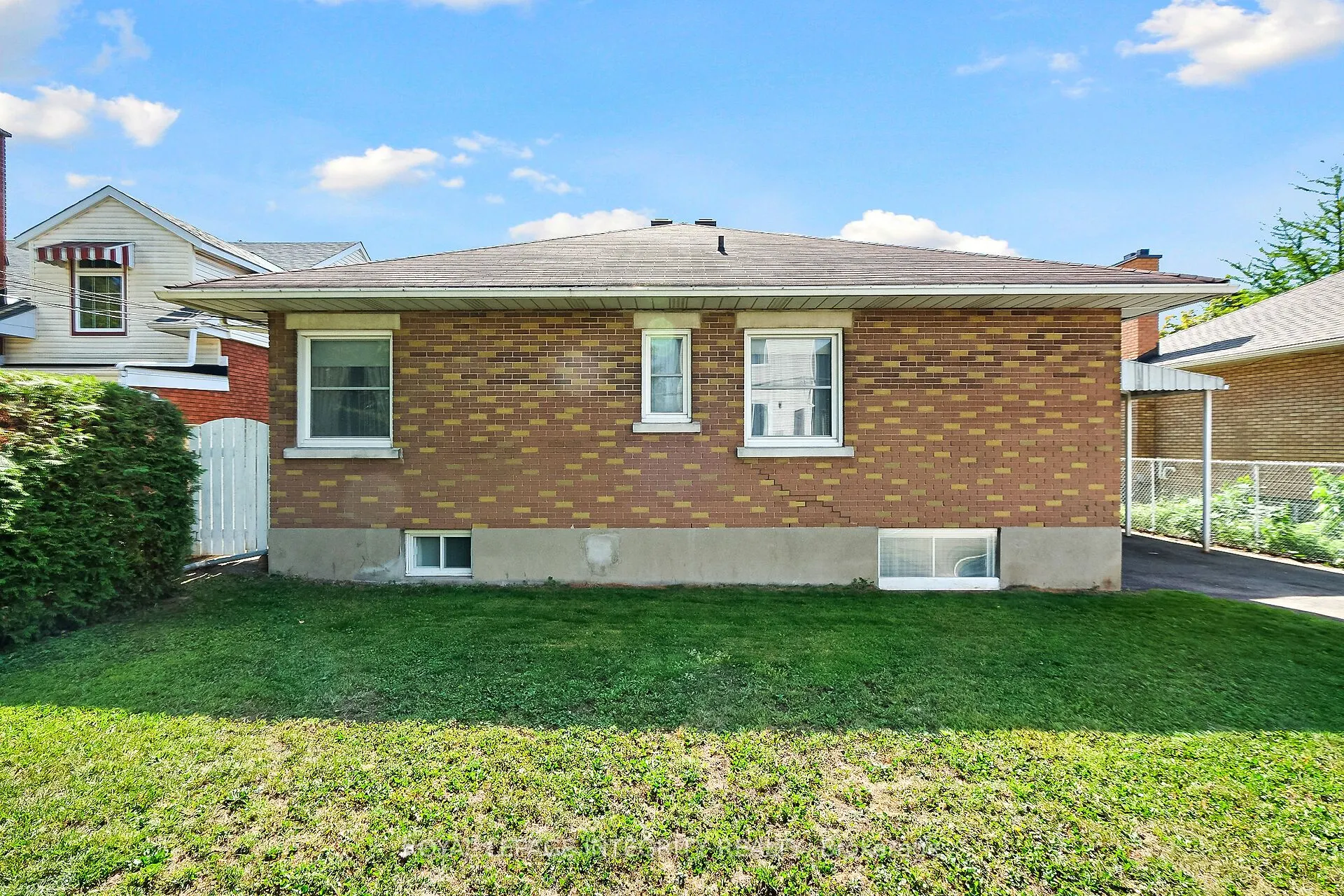 81 Drouin Avenue