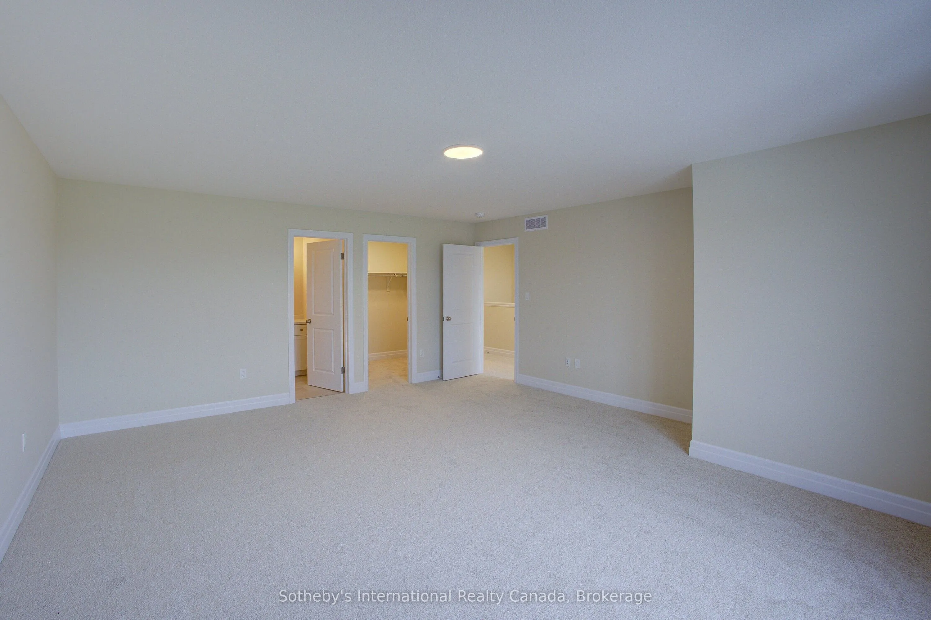 648 Wray Avenue S