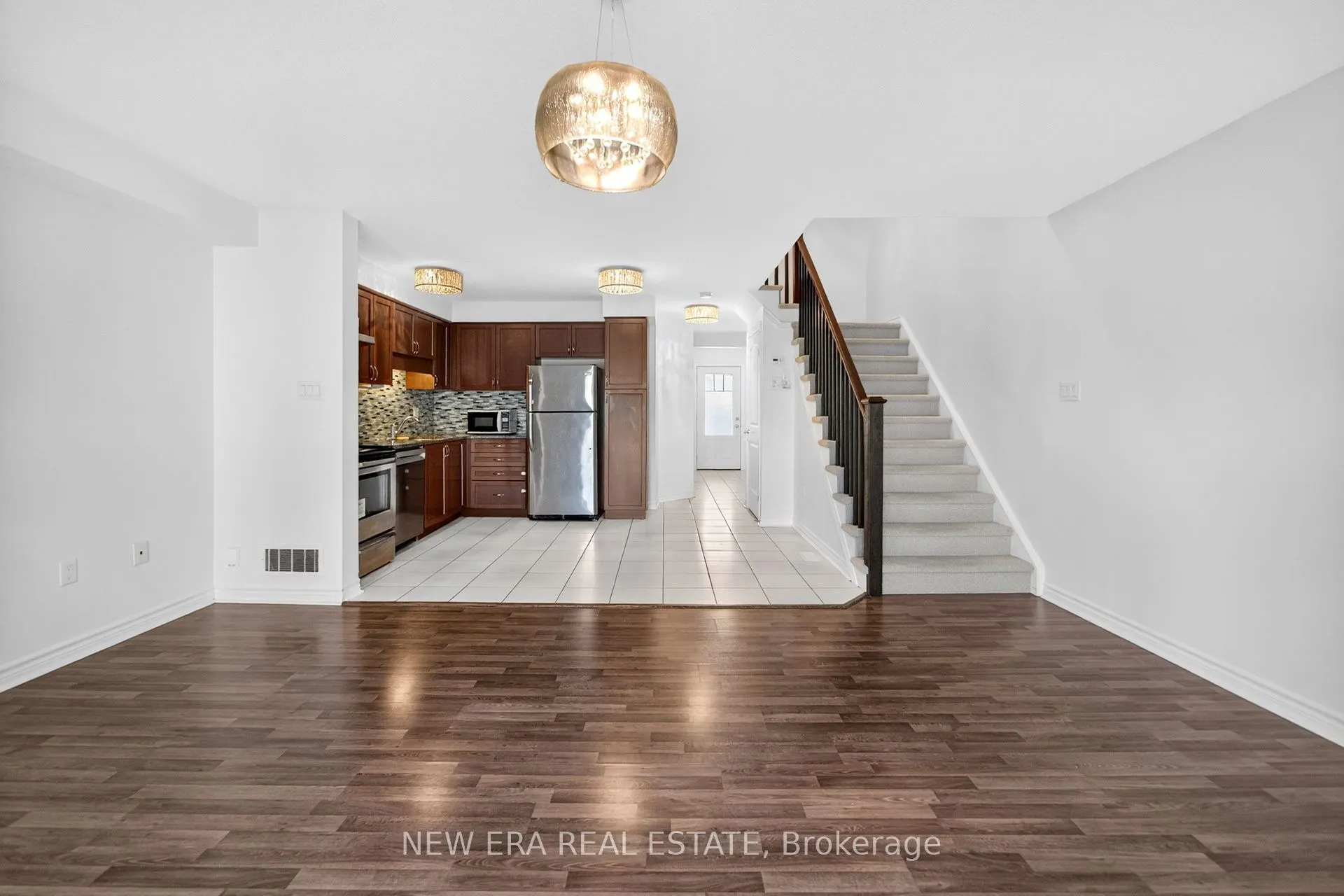 34 Arlington Crescent, #24