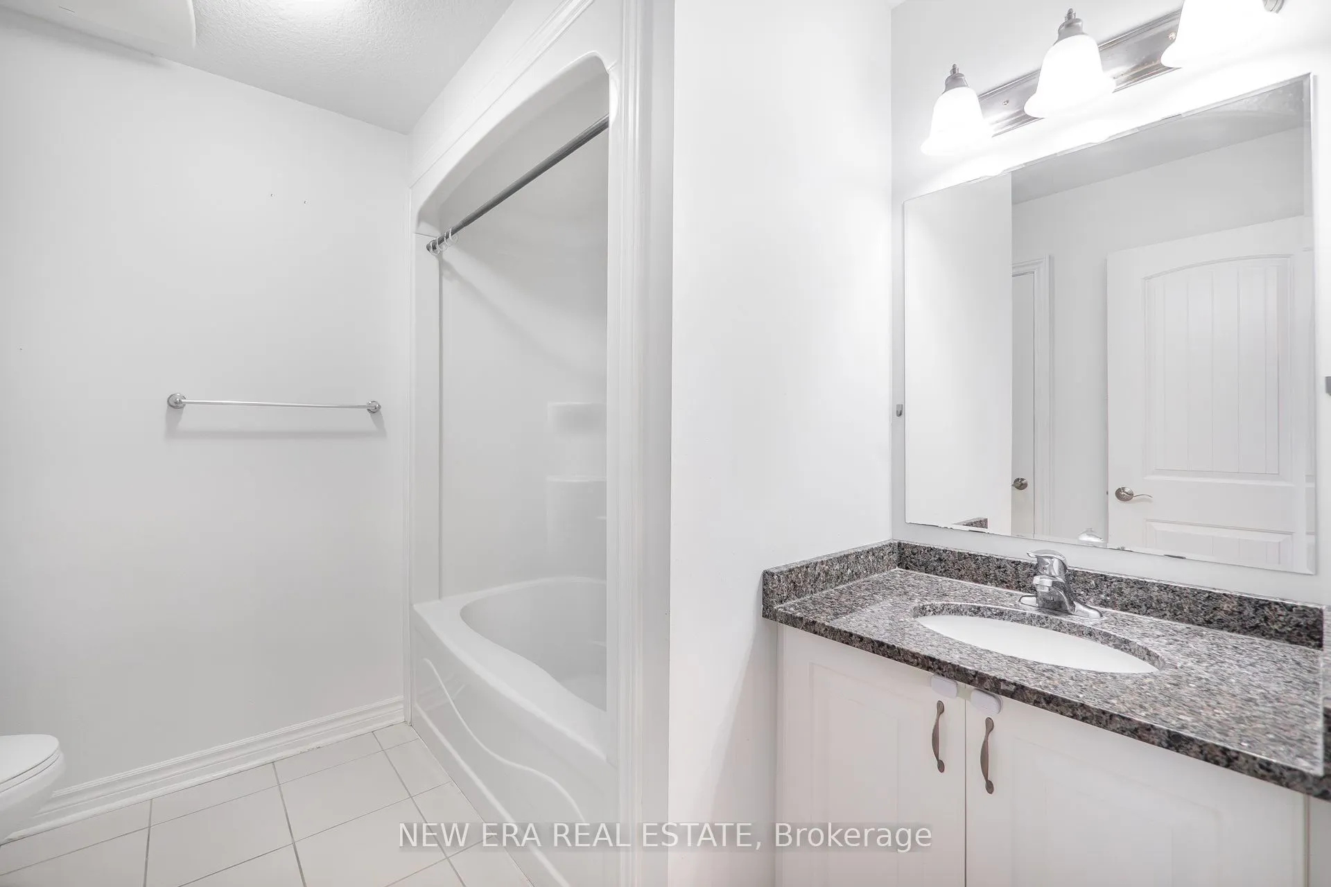 34 Arlington Crescent, #24