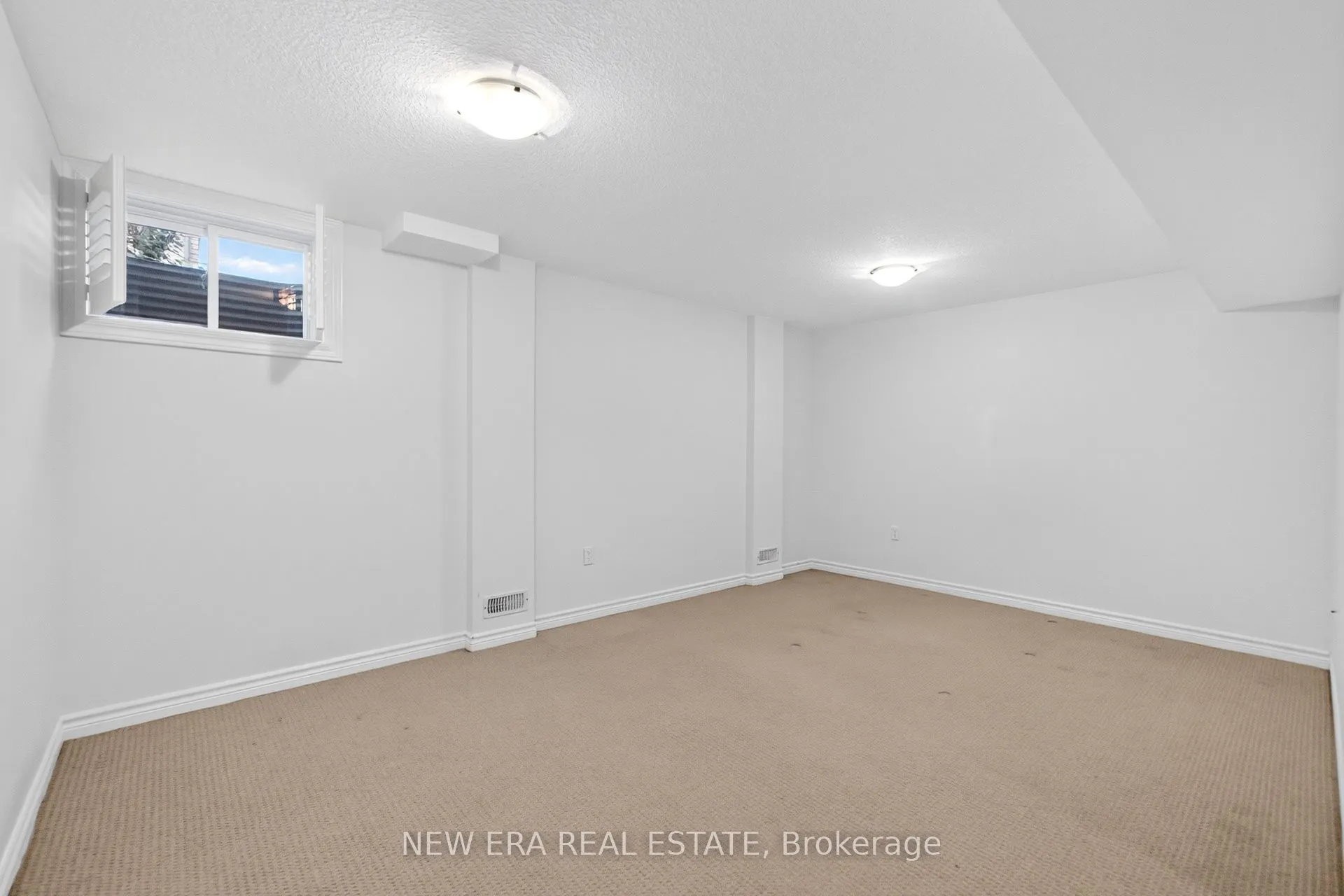 34 Arlington Crescent, #24
