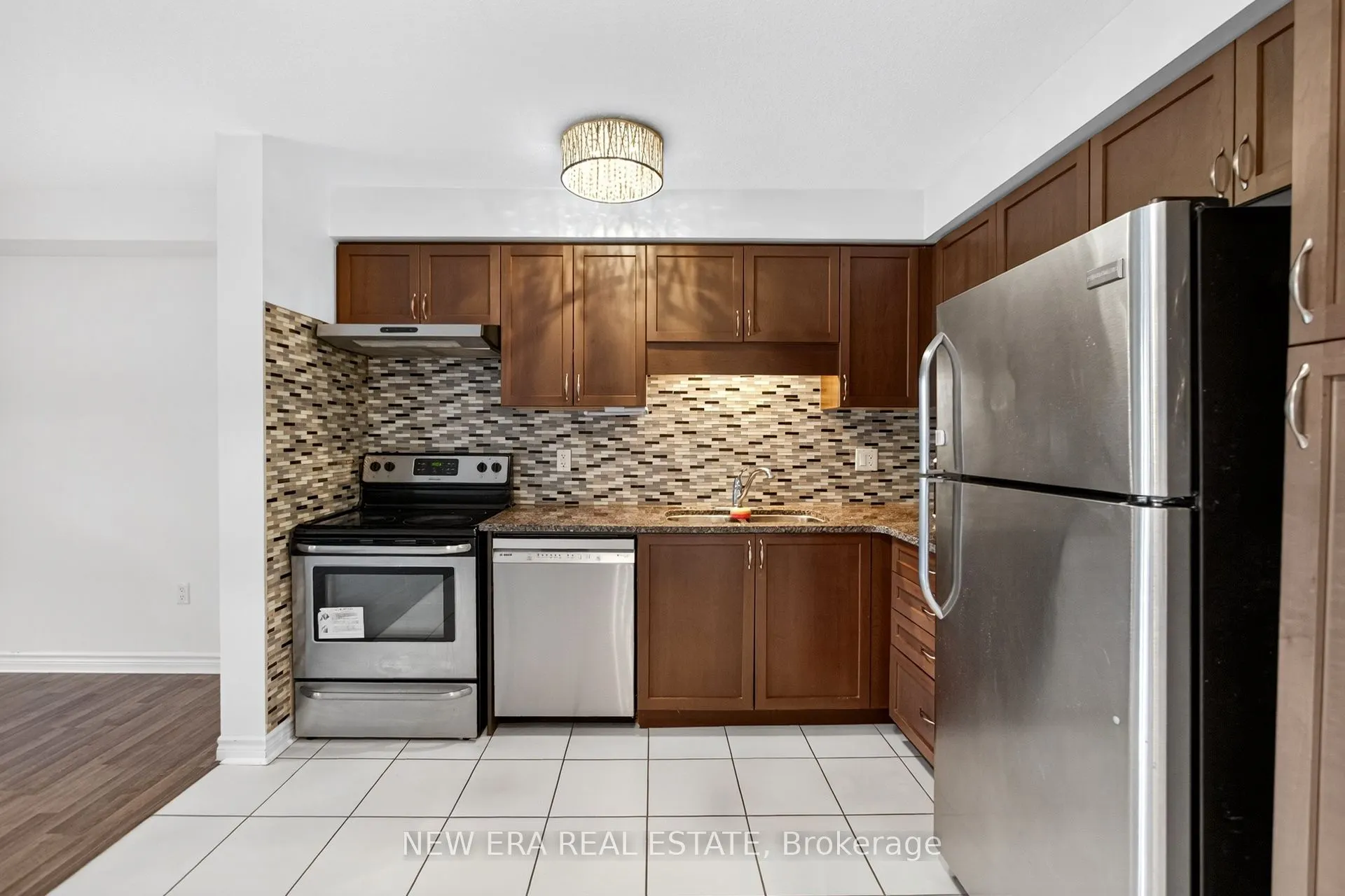 34 Arlington Crescent, #24