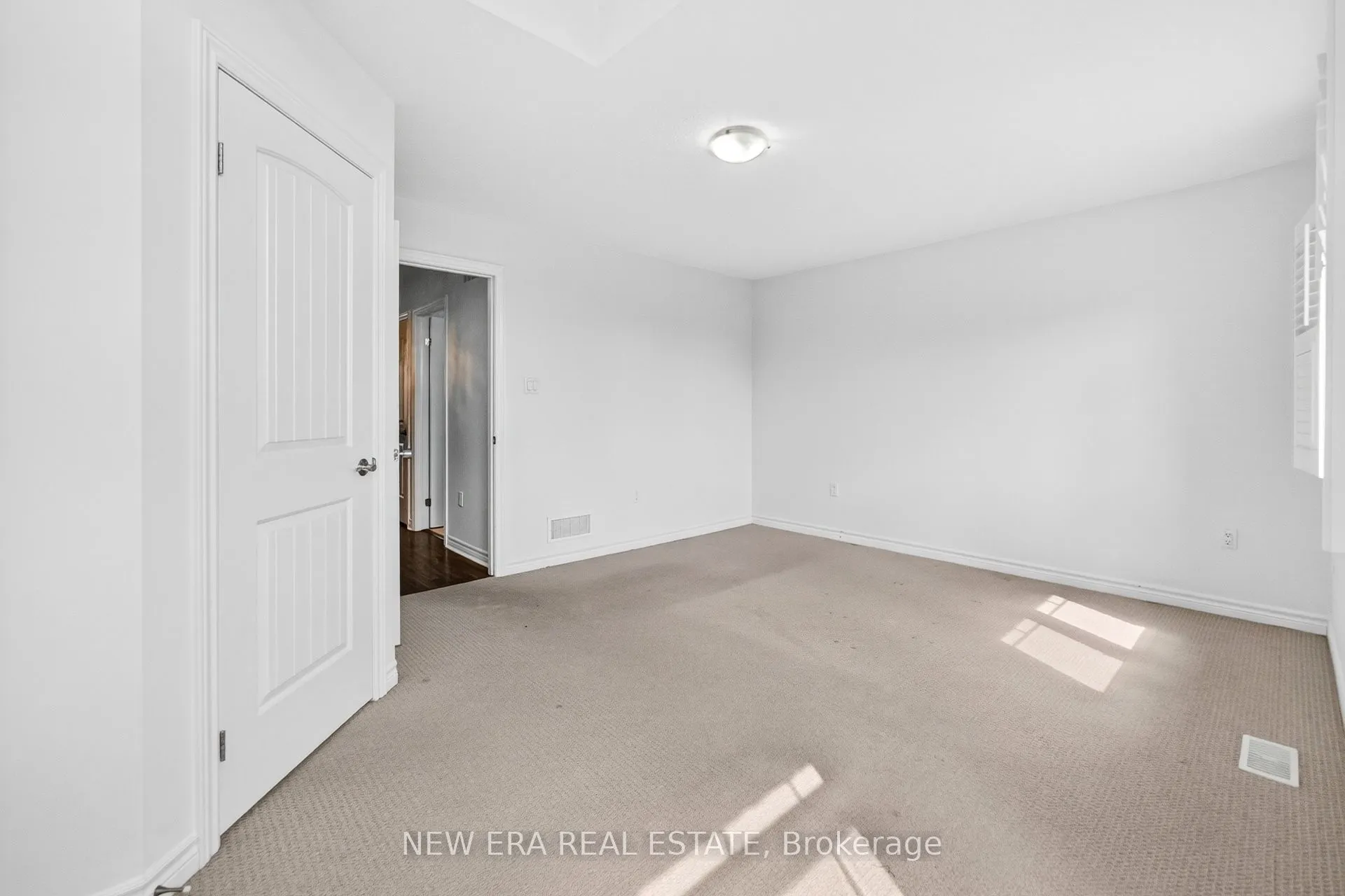 34 Arlington Crescent, #24