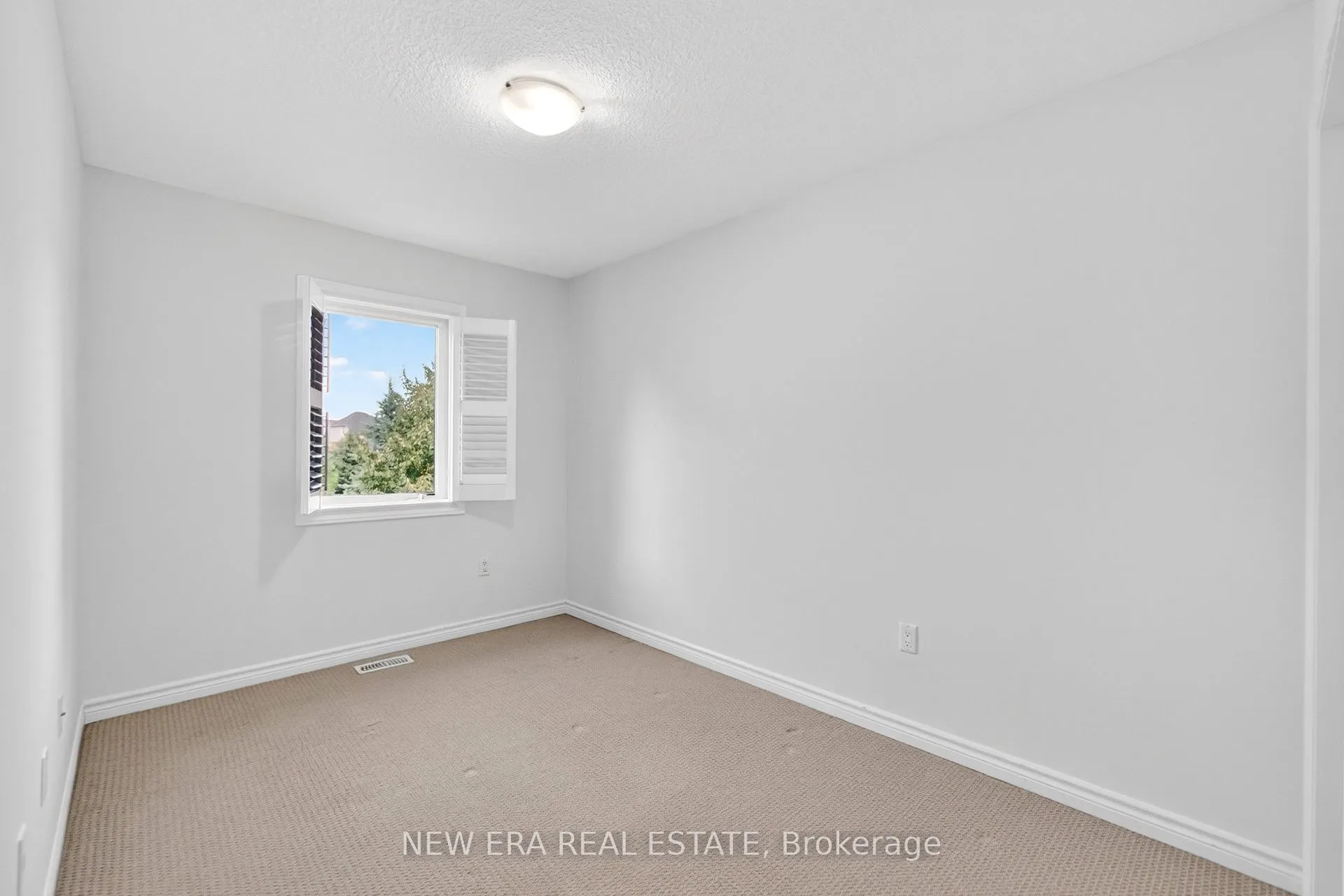 34 Arlington Crescent, #24