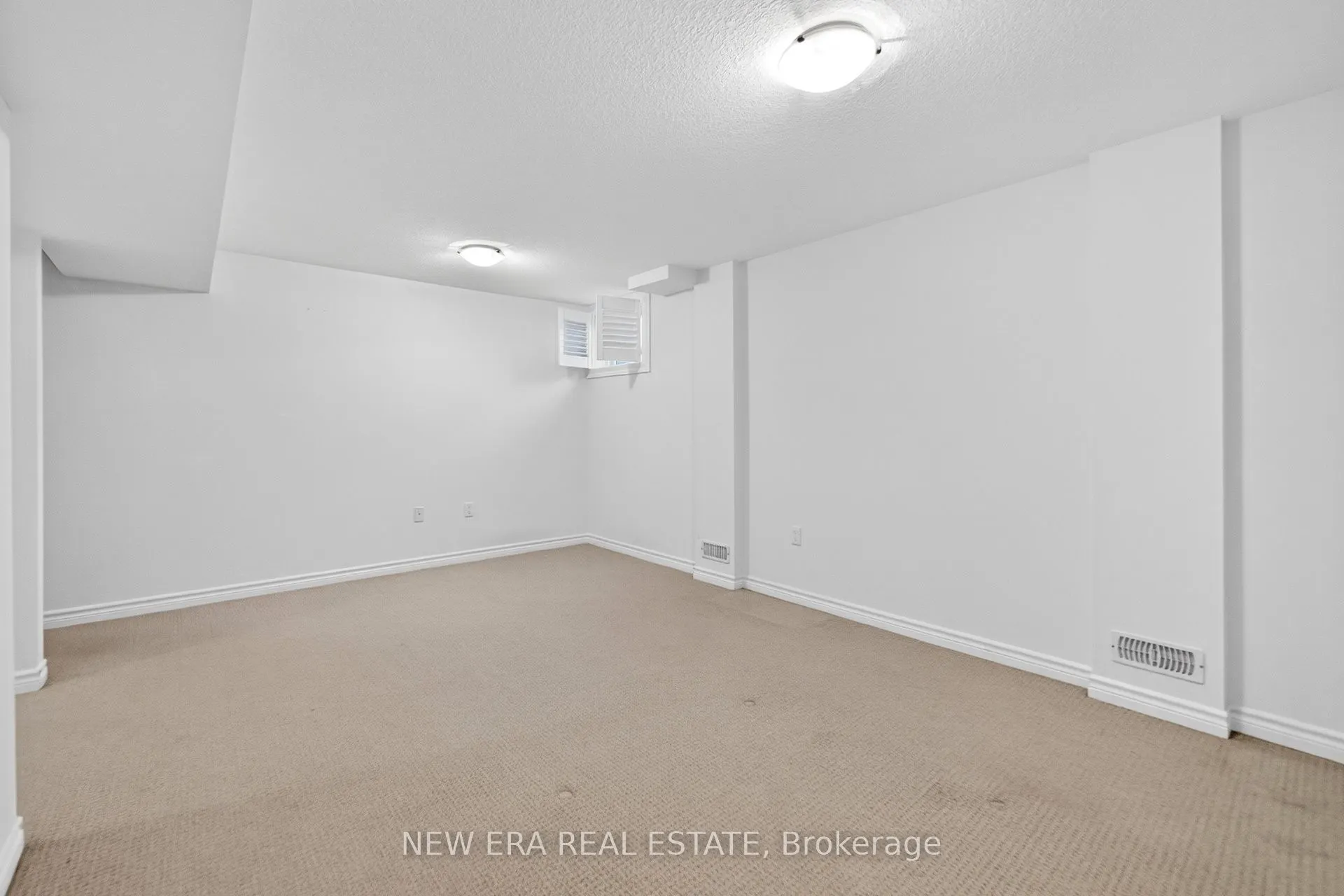 34 Arlington Crescent, #24