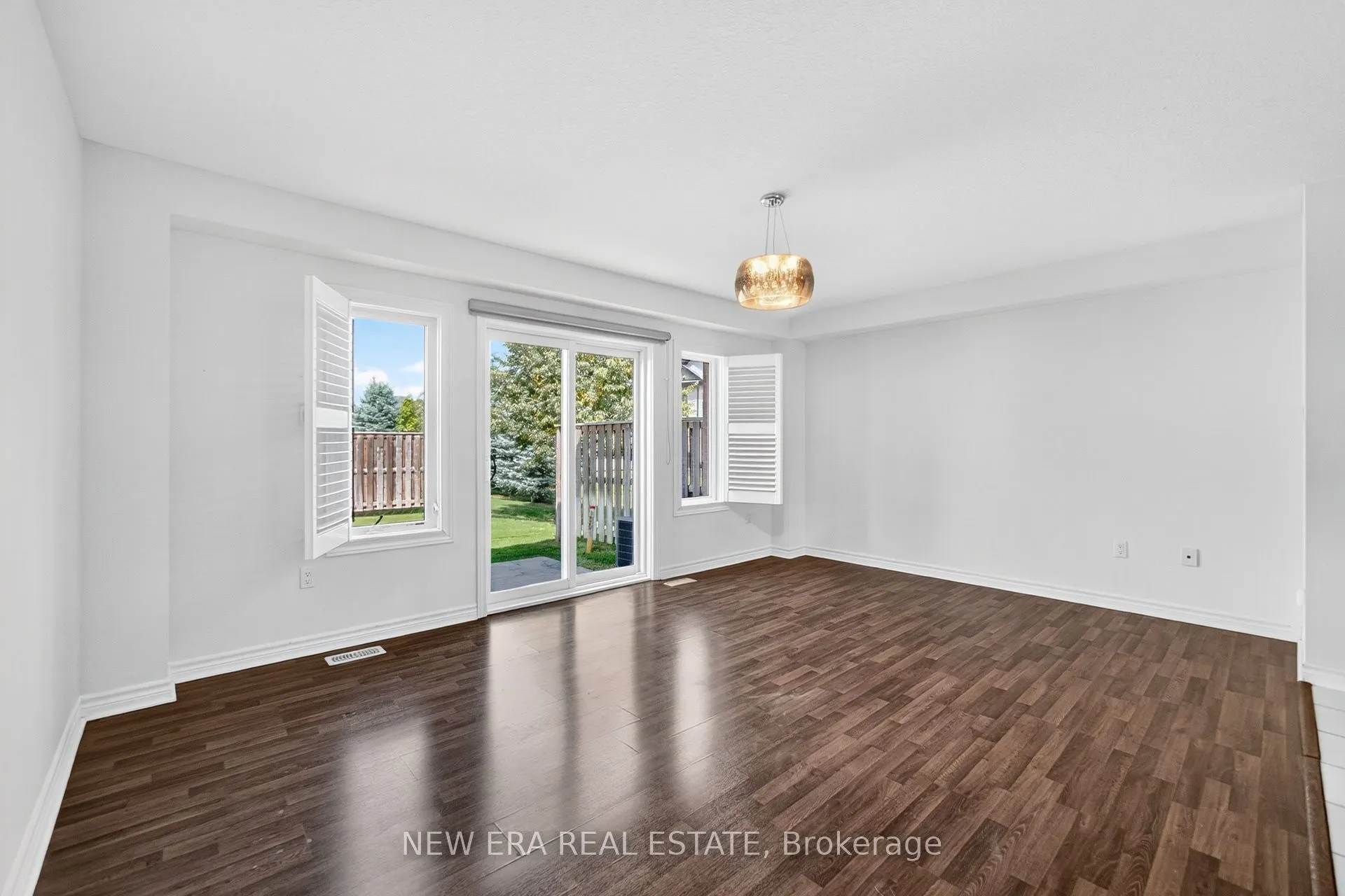 34 Arlington Crescent, #24