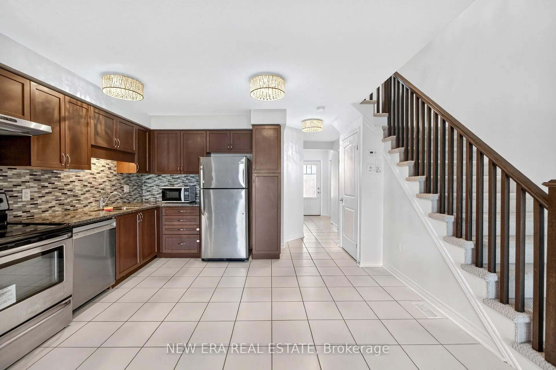 34 Arlington Crescent, #24