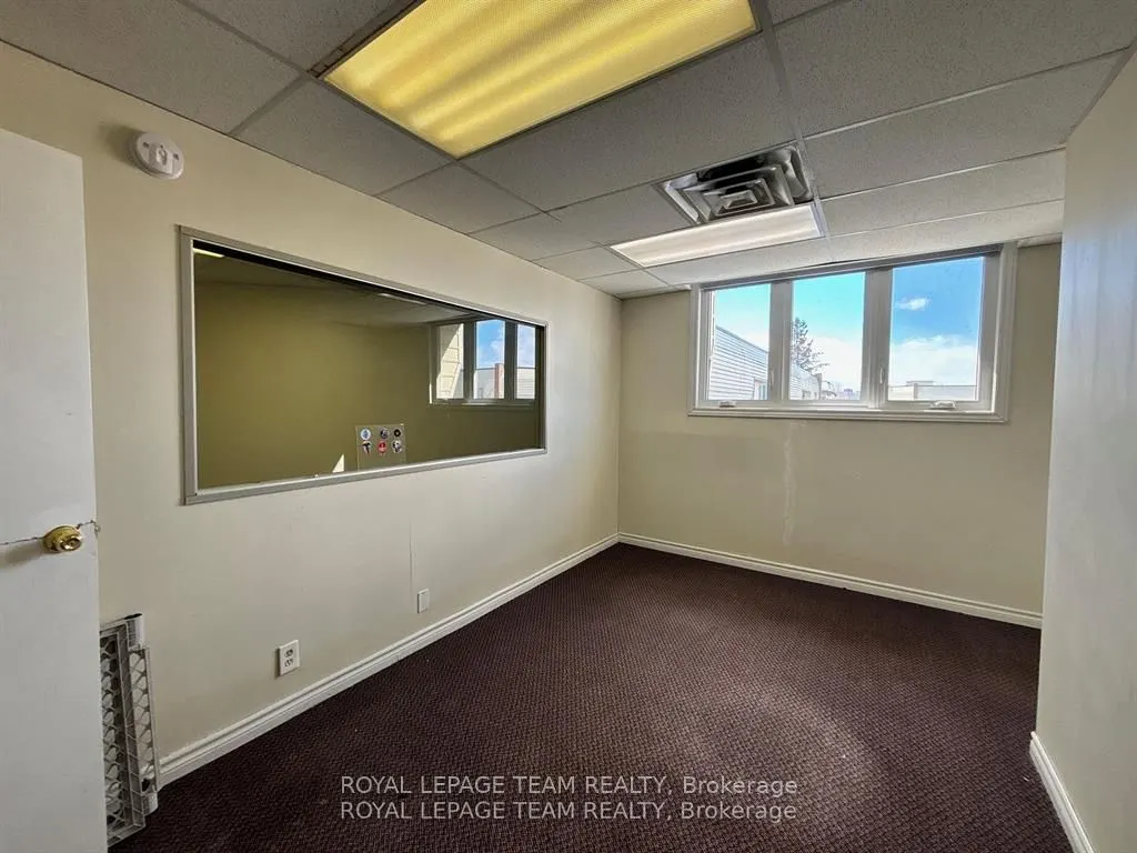 5450 Canotek Road, #56