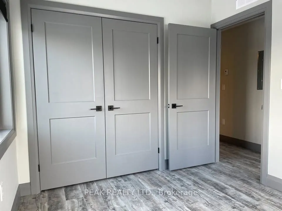 600 Norfolk Street, #301