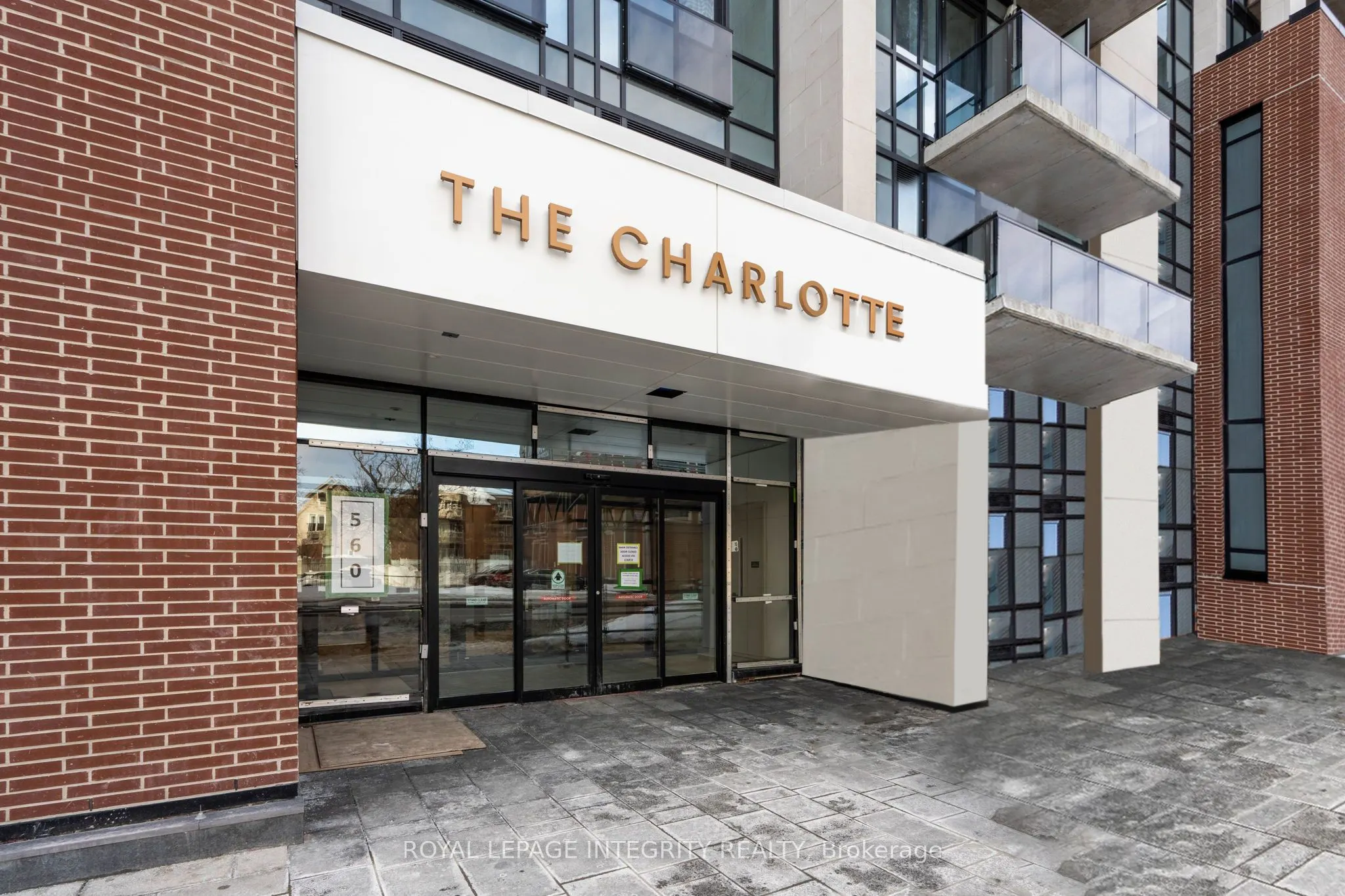 560 RIDEAU Street, #716