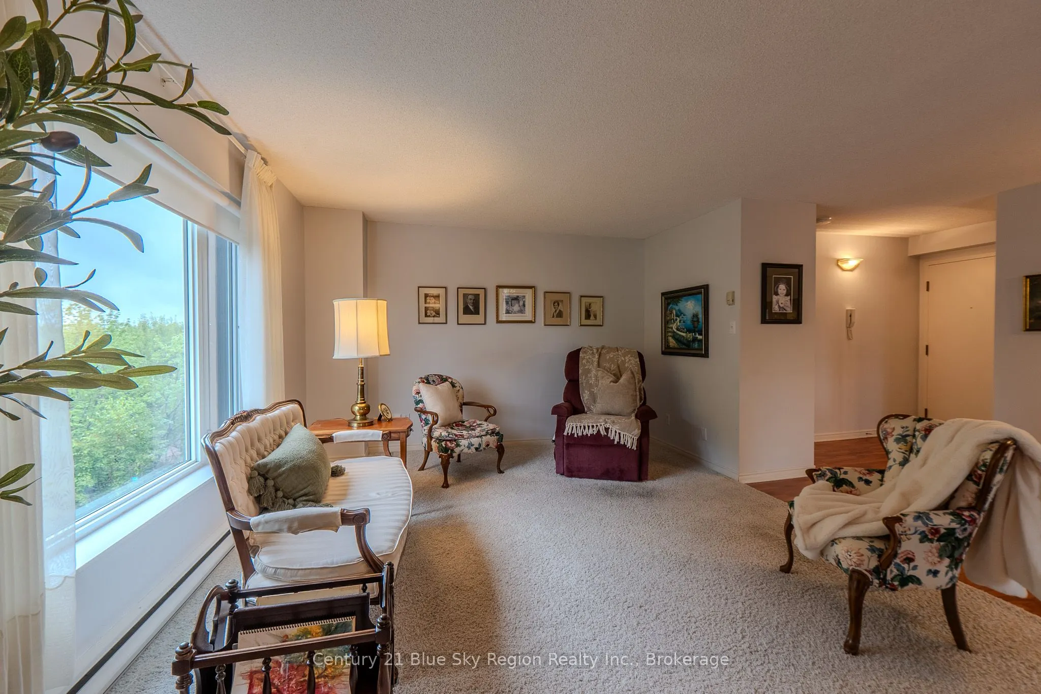 116 Blair Street, #401
