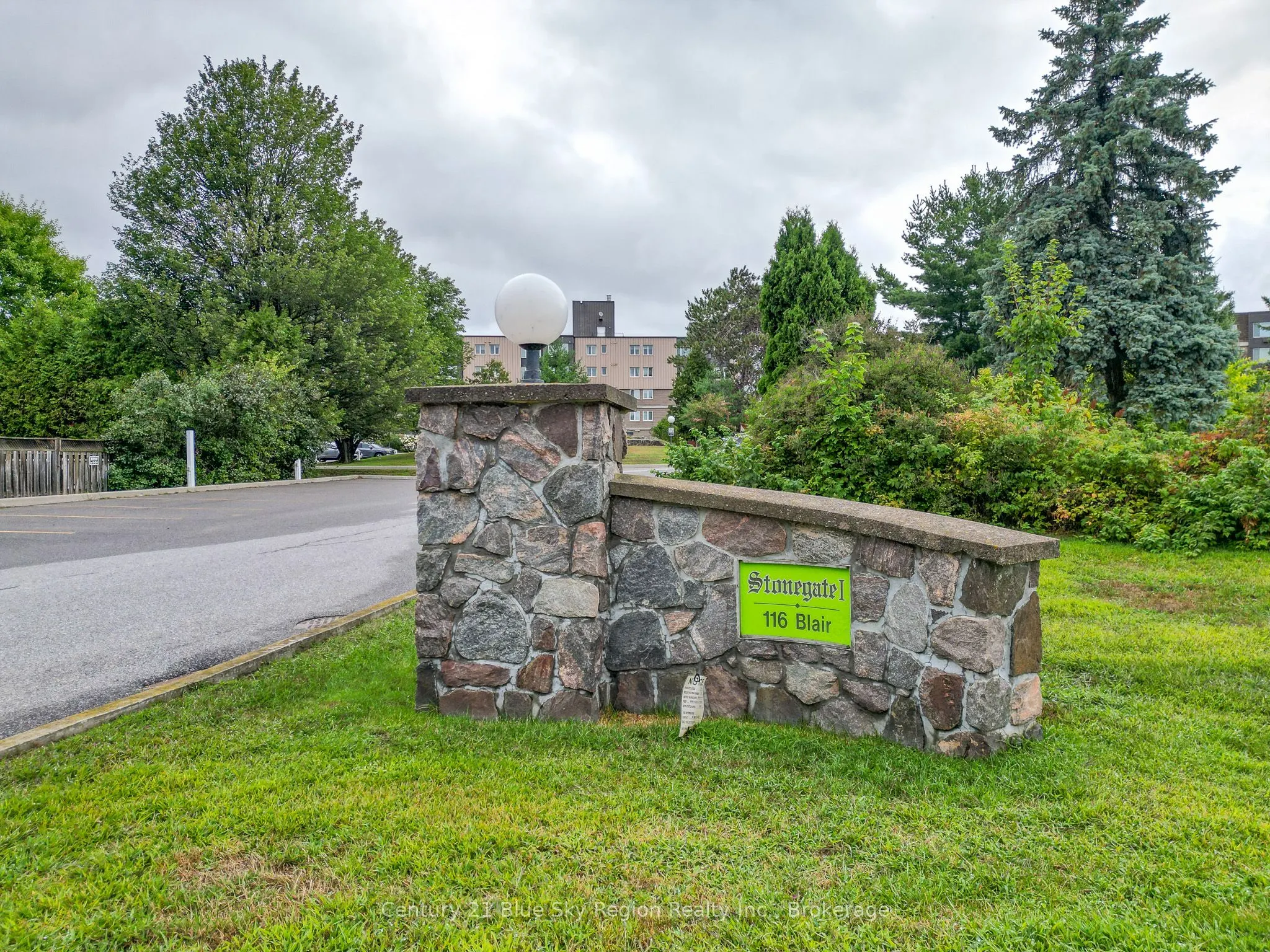 116 Blair Street, #401