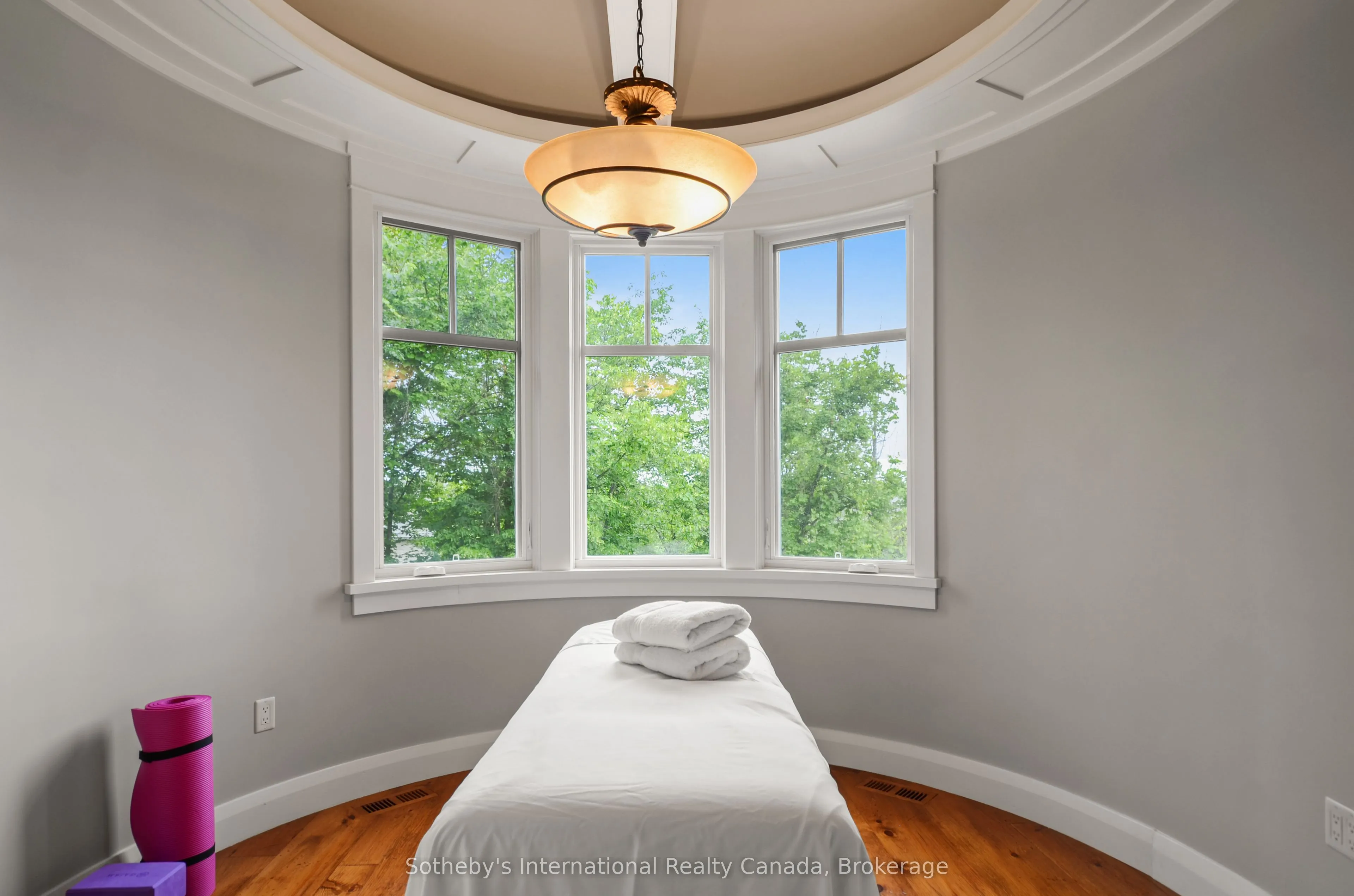 108 Hemlock Court