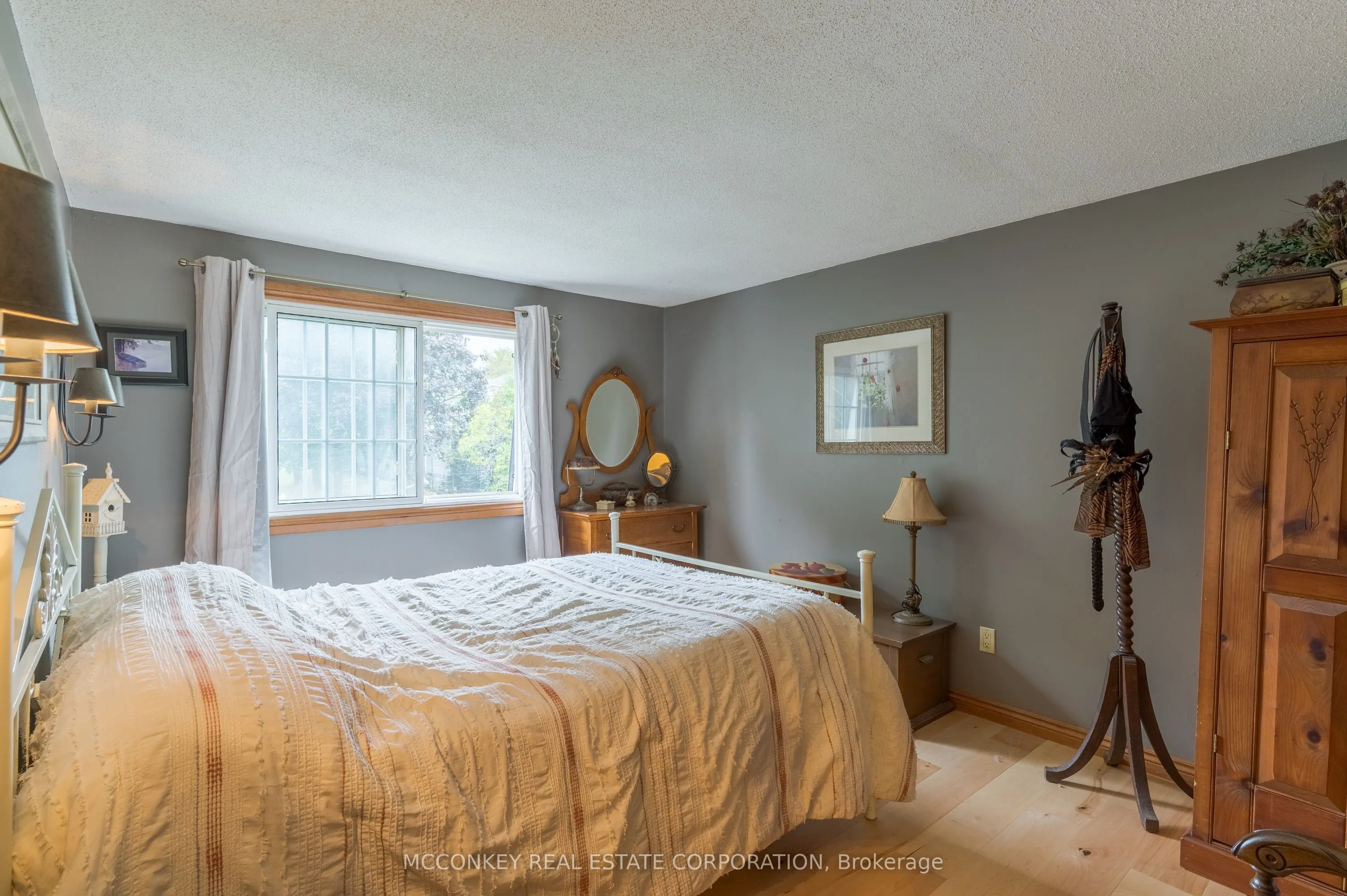 740 Chamberlain Street W, #11