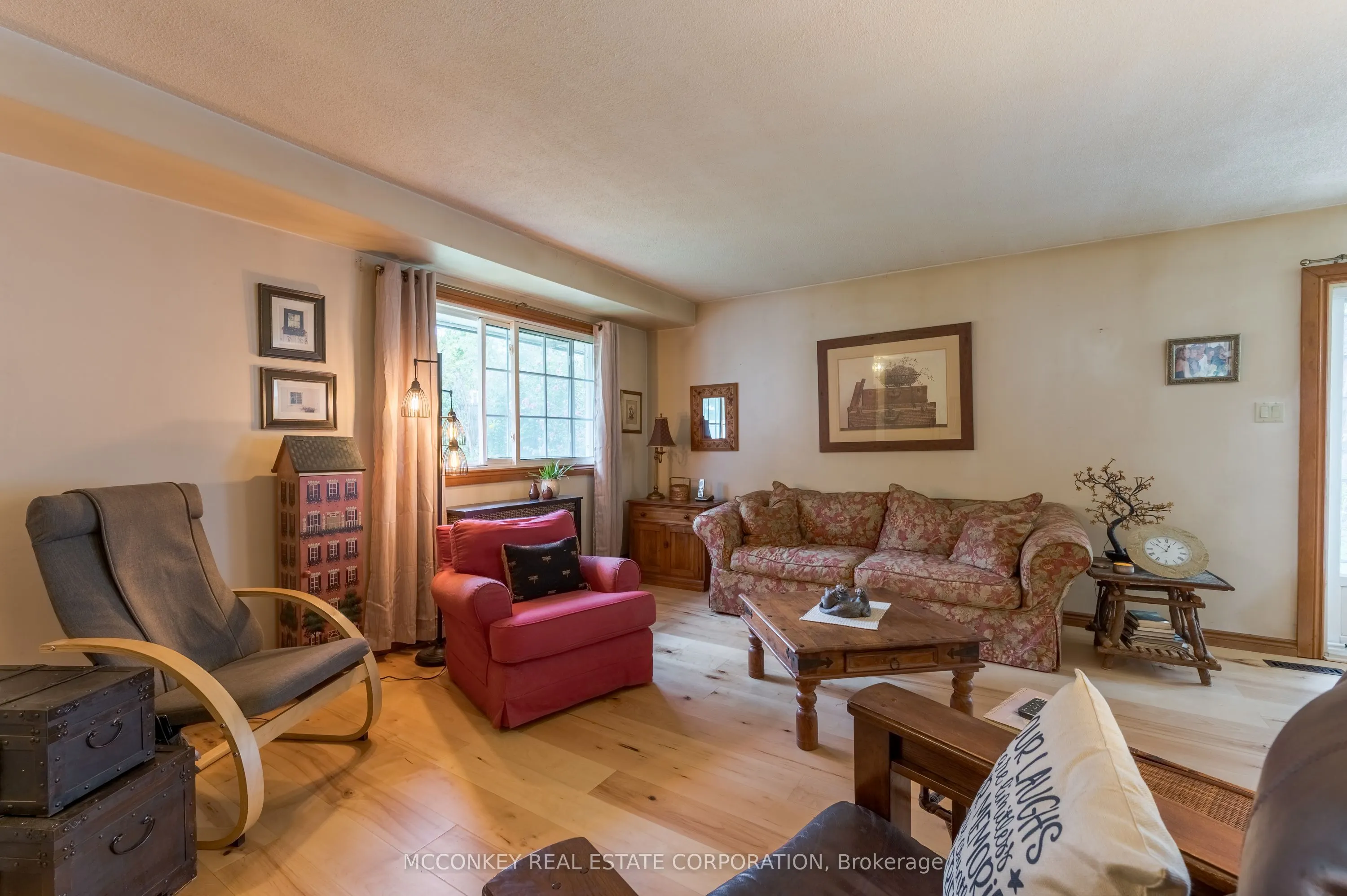 740 Chamberlain Street W, #11
