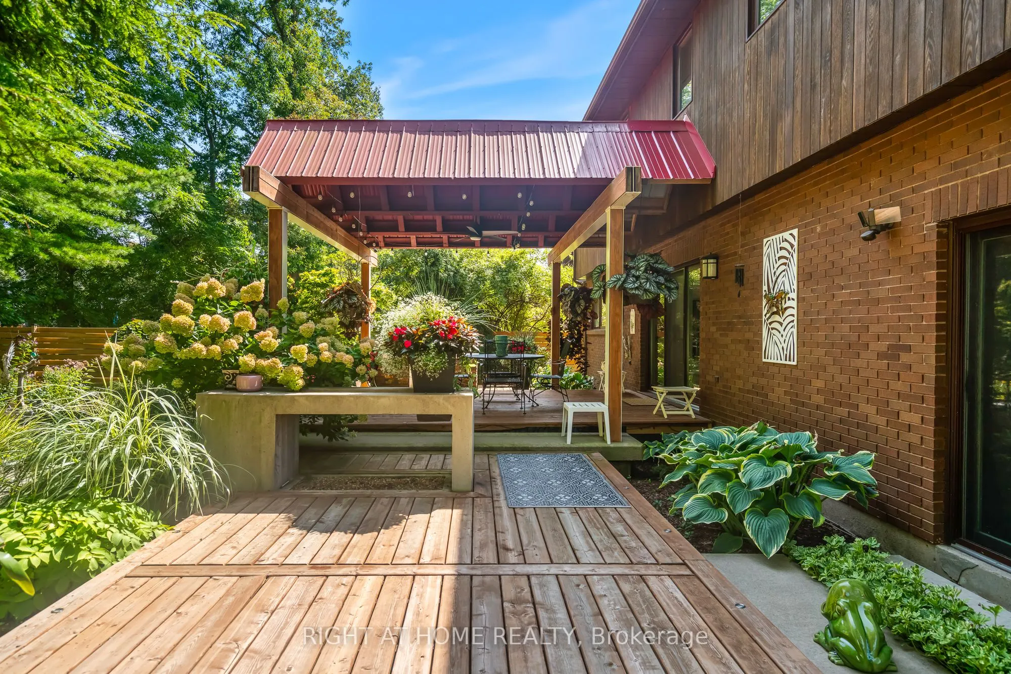 13 Oak Drive